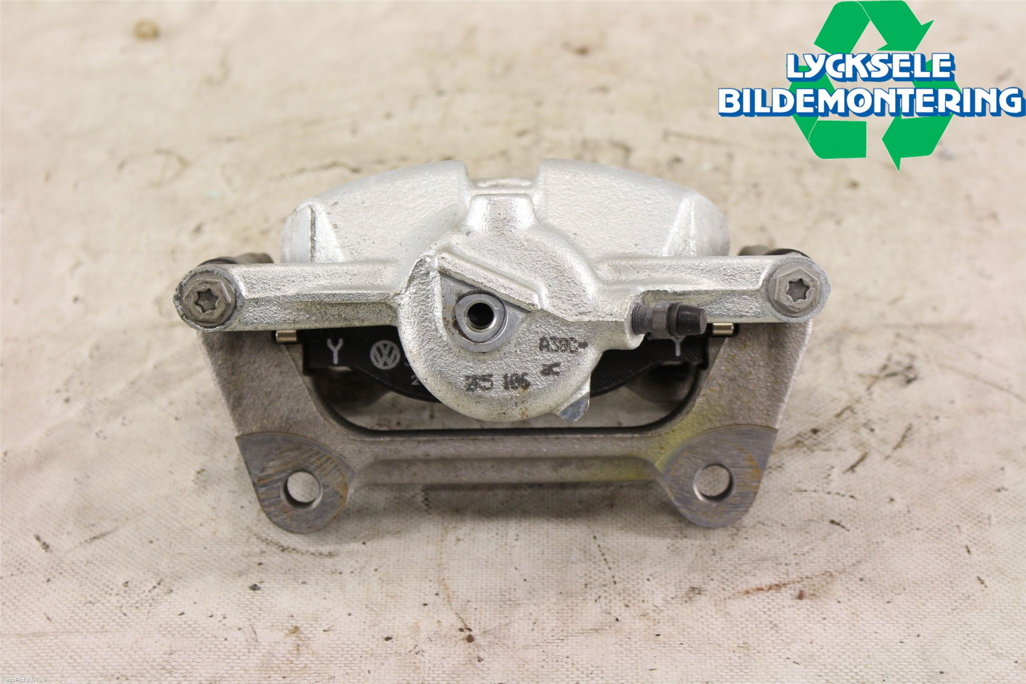 Volkswagen VW CADDY 16-20 Bromsok Fram Höger