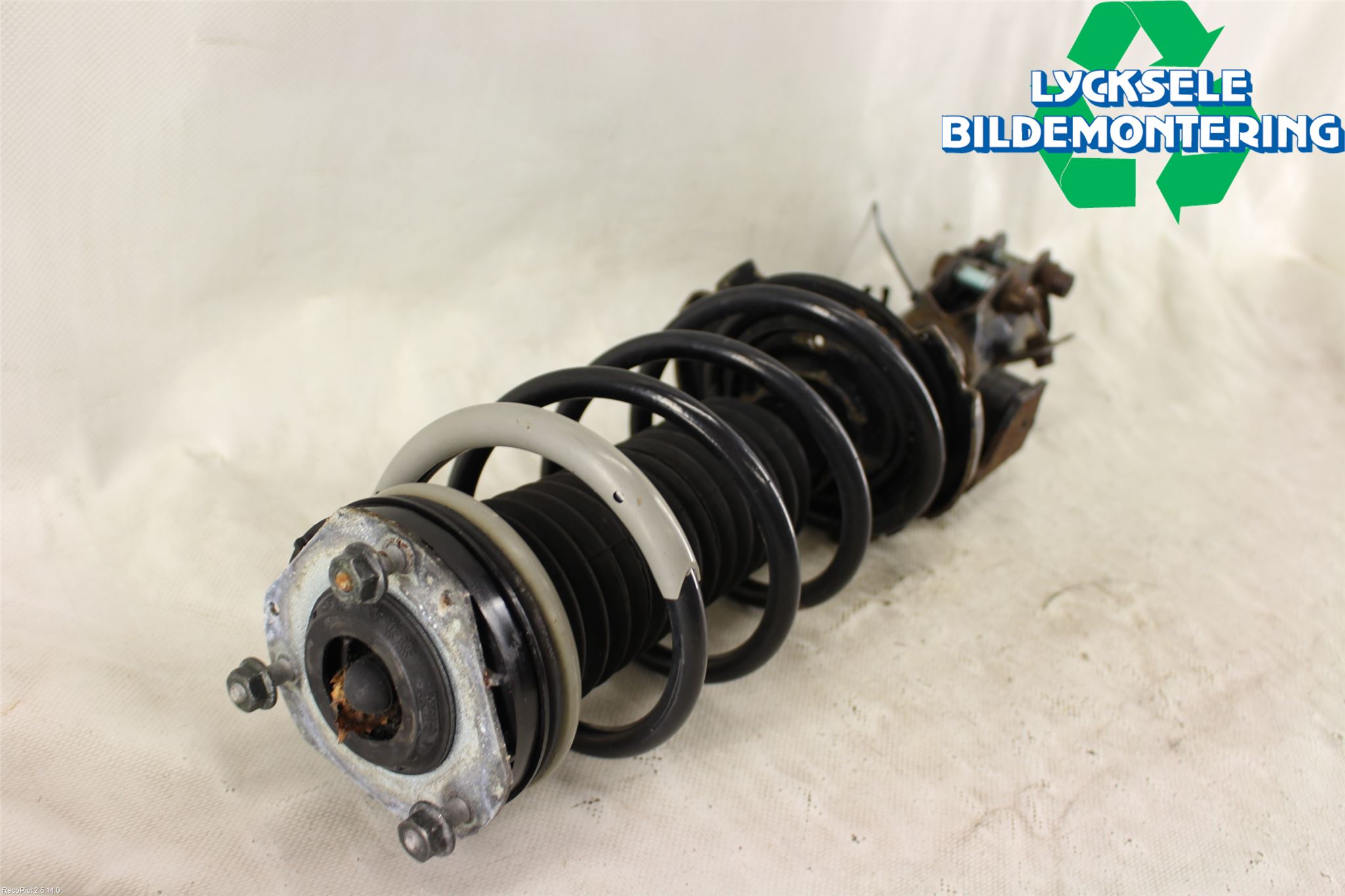 Mazda 2 (DE) 08-15 Fjäderben Fram Vänster