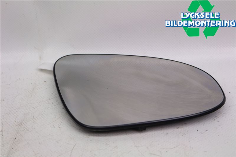 Toyota AURIS 13-19 Spegelglas Hö