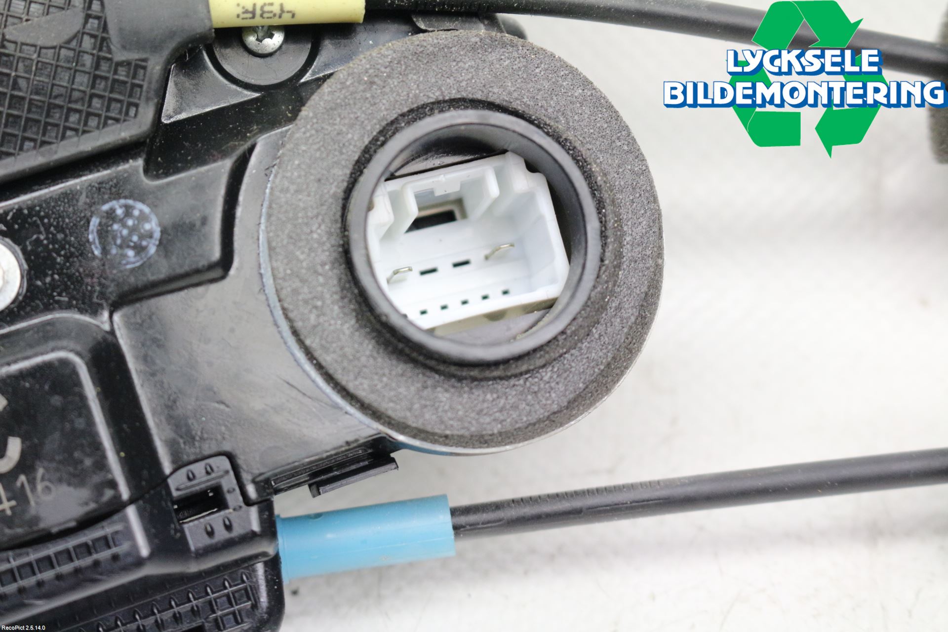 Toyota RAV 4 06-12 Låskista-Dörrlås