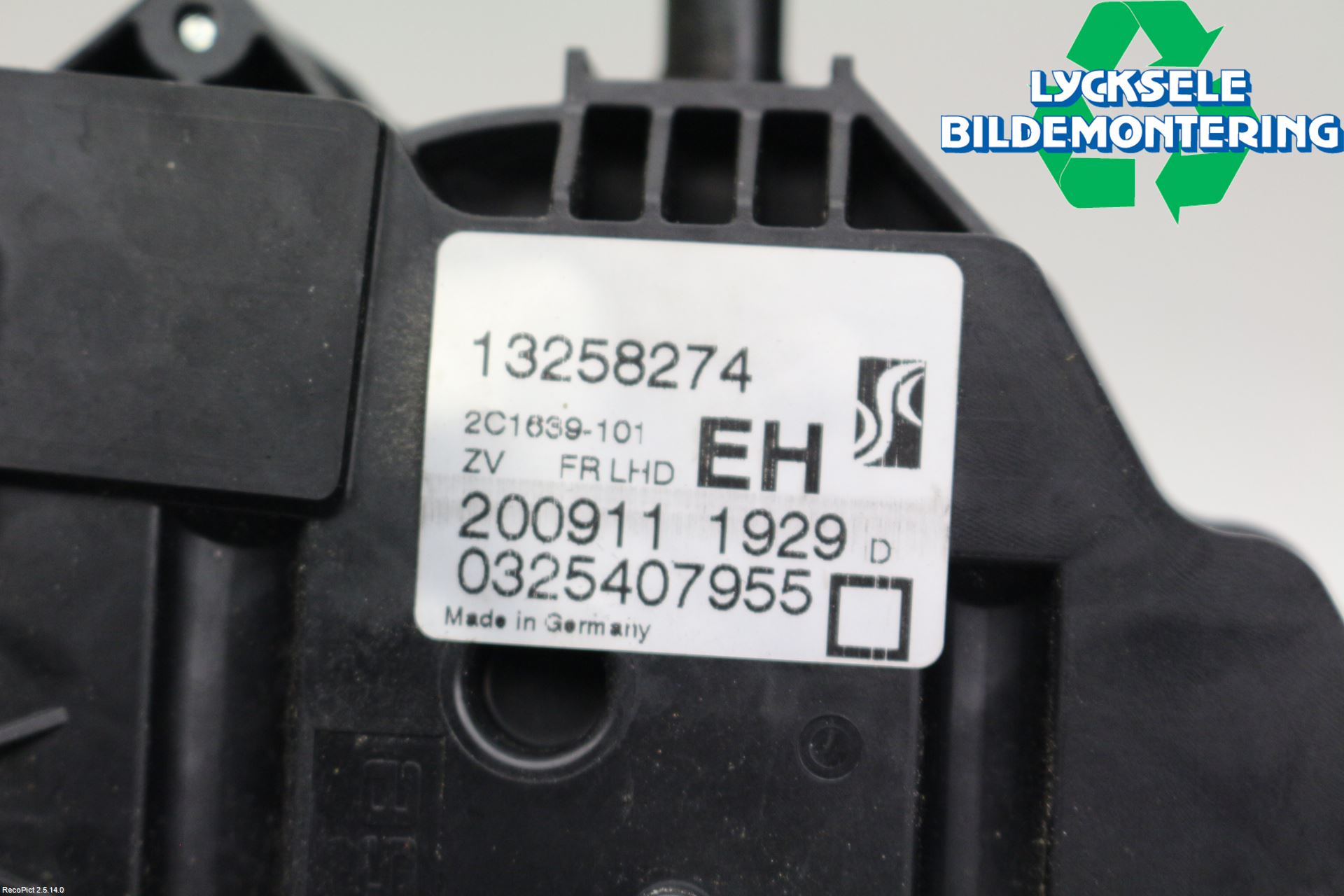 Opel CORSA D 07-14 Låskista-Dörrlås