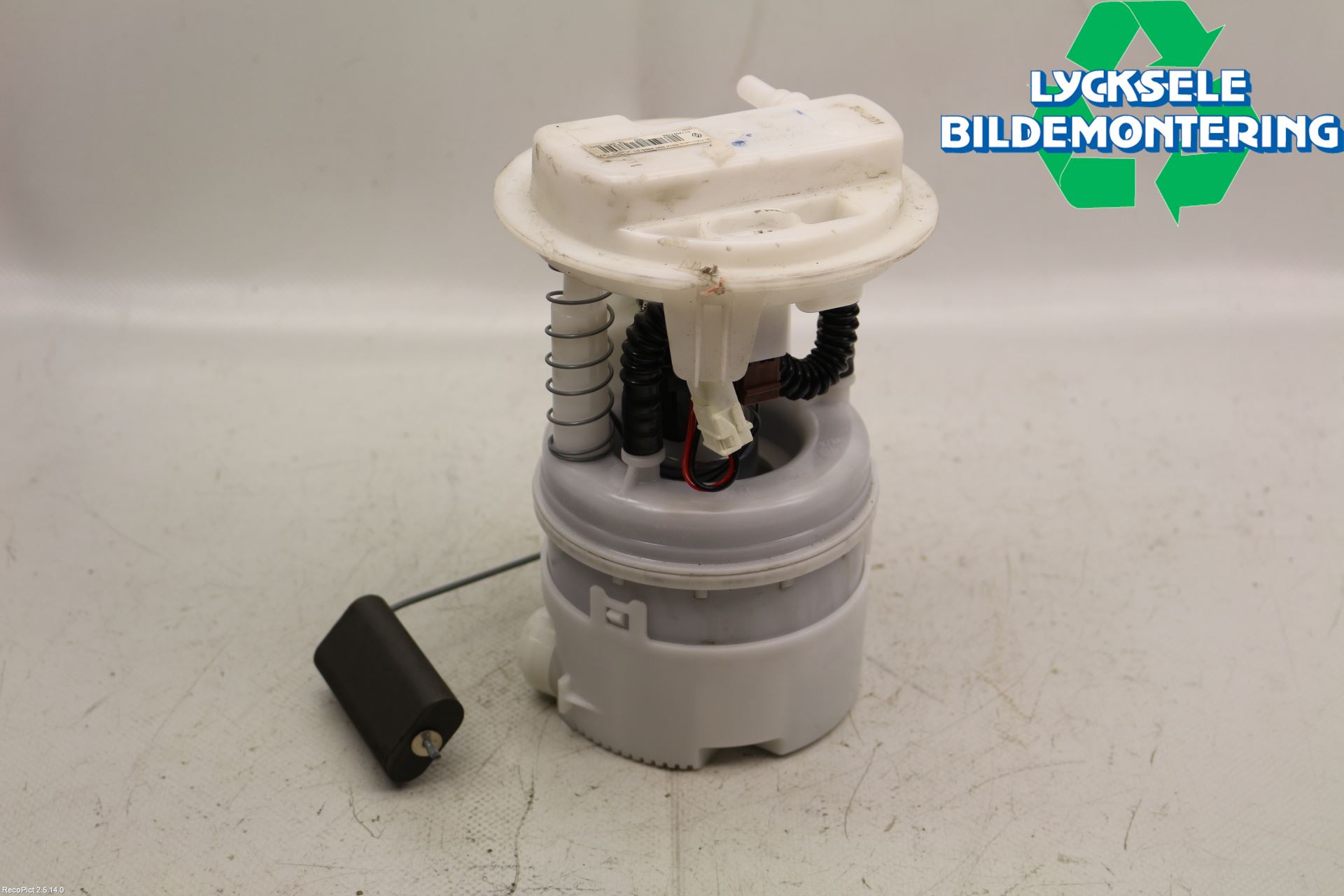 Dacia DUSTER 10-17 Bränslepump El