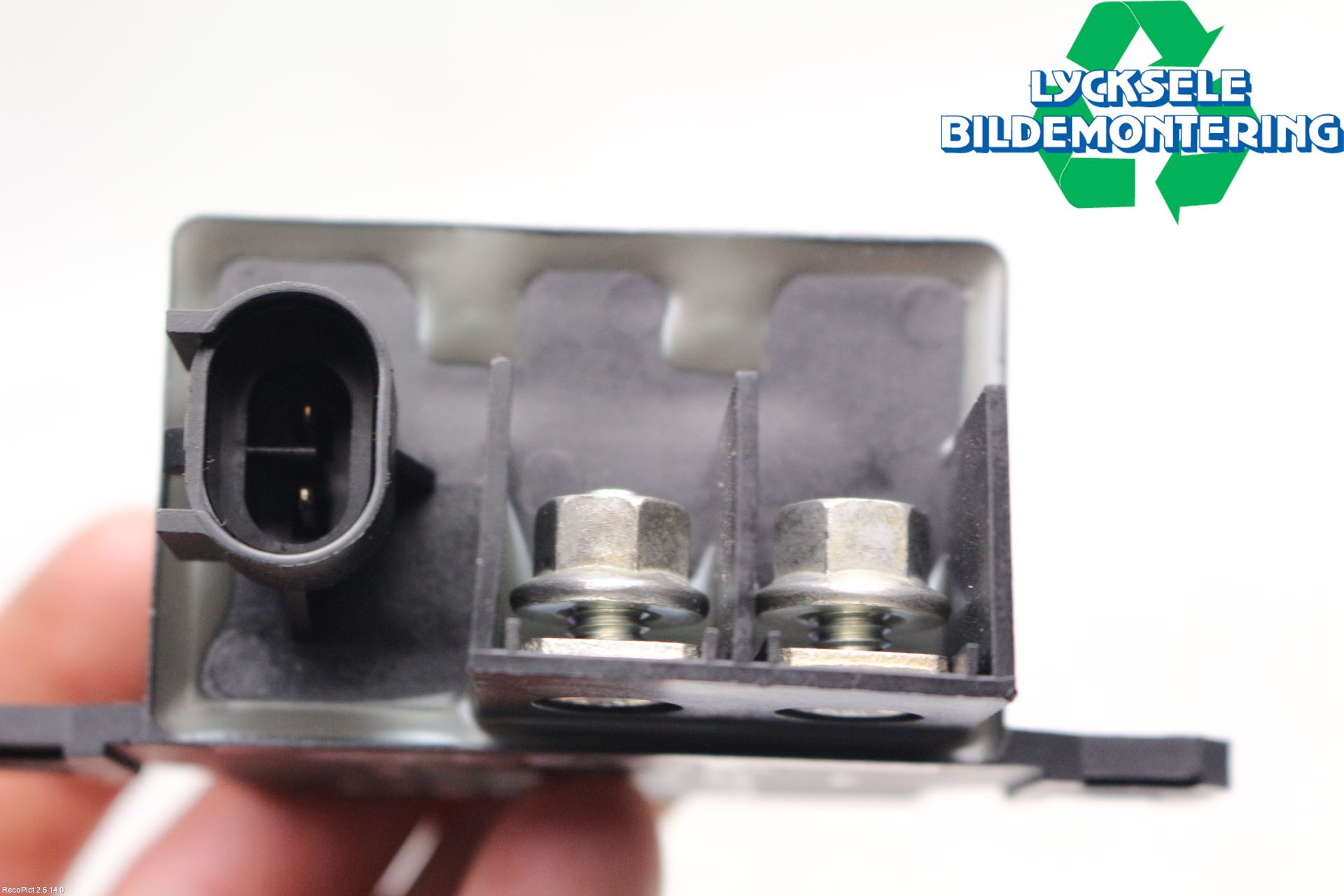 BMW 6 F12/F13 10-18 Relä Kylfläkt