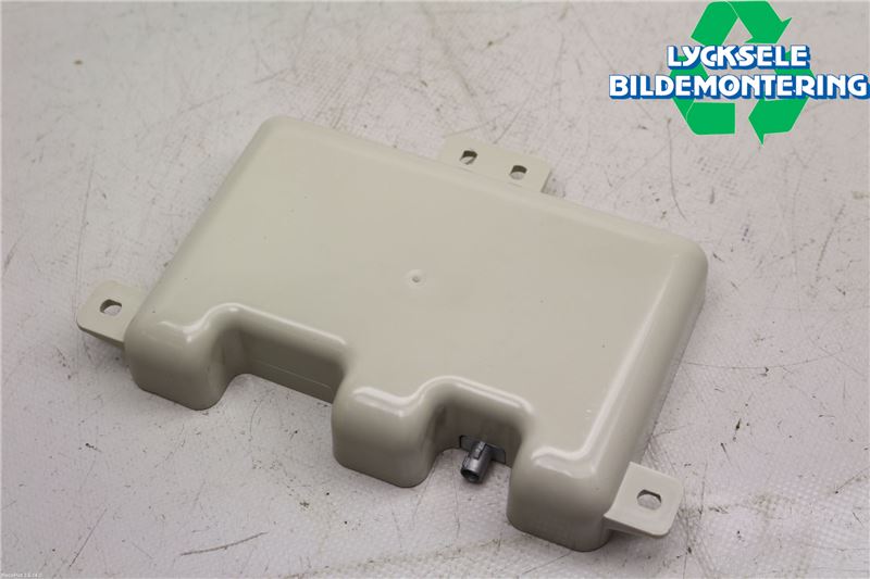 BMW 6 F12/F13 10-18 Antennförstärkare