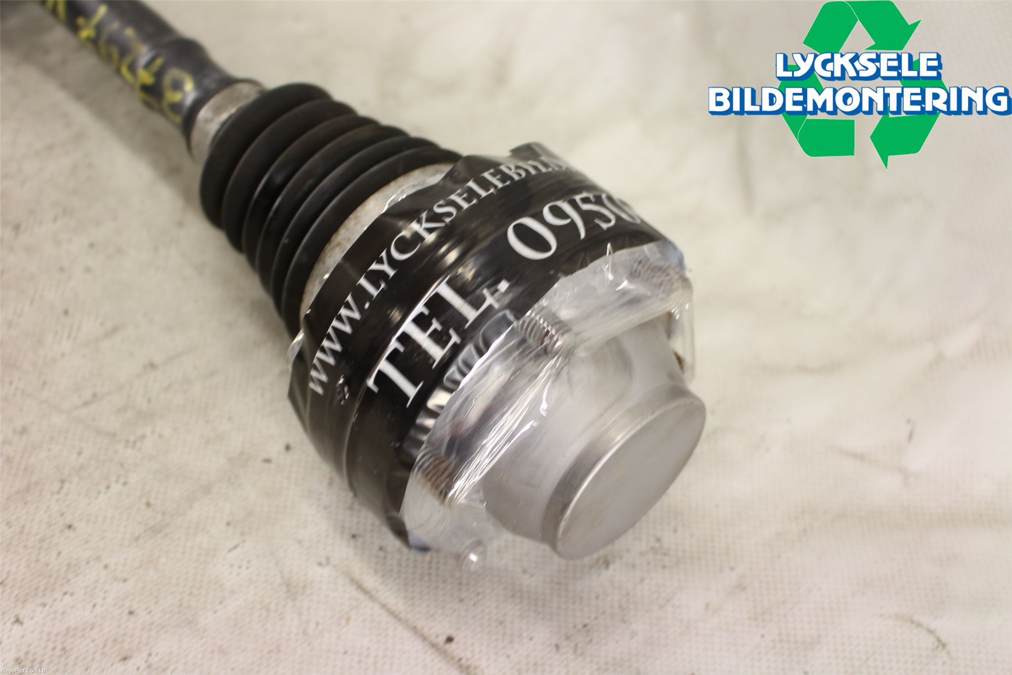 Audi Q7/SQ7 Drivaxel Fram Vänster