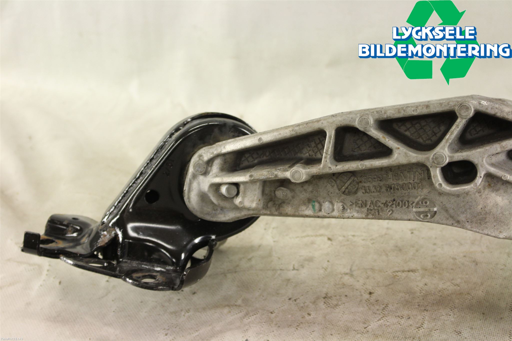 Mini COUPE R56 05-14 Hjullagerhus Bak Vä