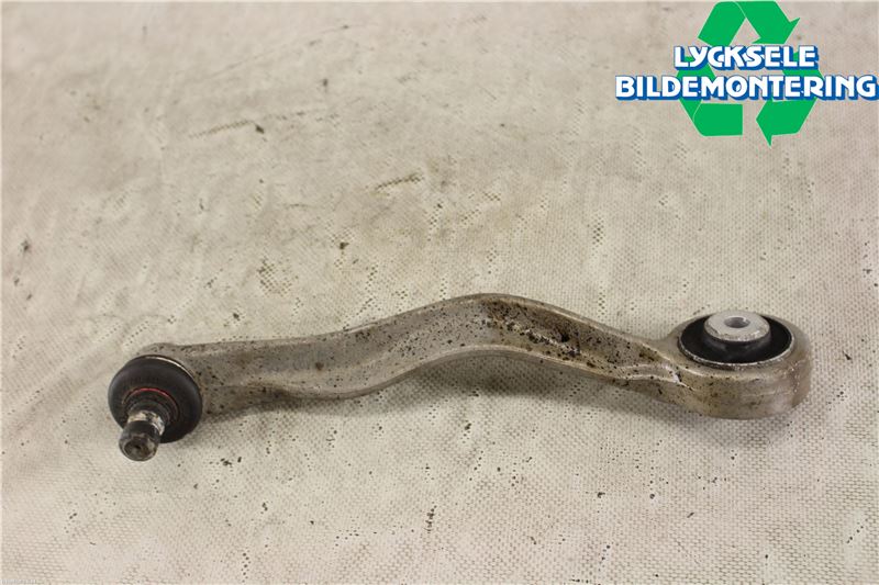 Audi A4/S4 05-07 Bärarm Fram Övre Vä