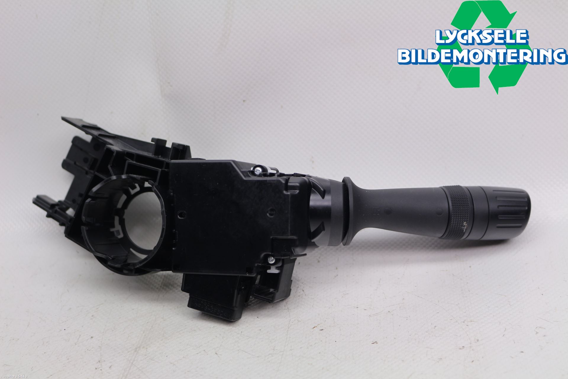 Toyota AURIS 13-19 Spak Blinkers-Ljusomk