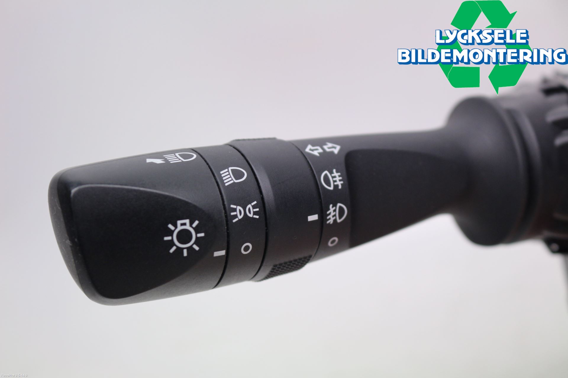 Toyota AURIS 13-19 Spak Blinkers-Ljusomk