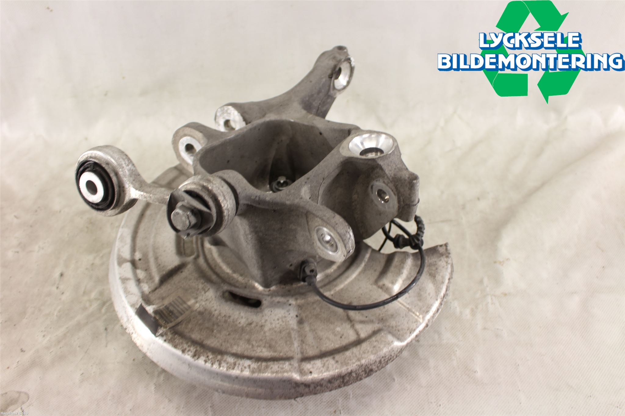 BMW 6 F12/F13 10-18 Hjullagerhus-Spindel Vä B