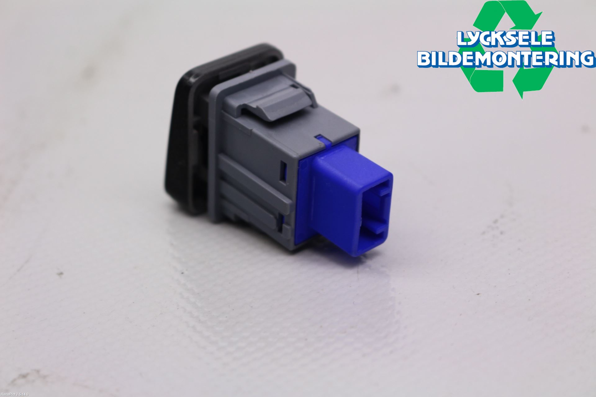 Toyota AURIS 13-19 Strömställare Varnings