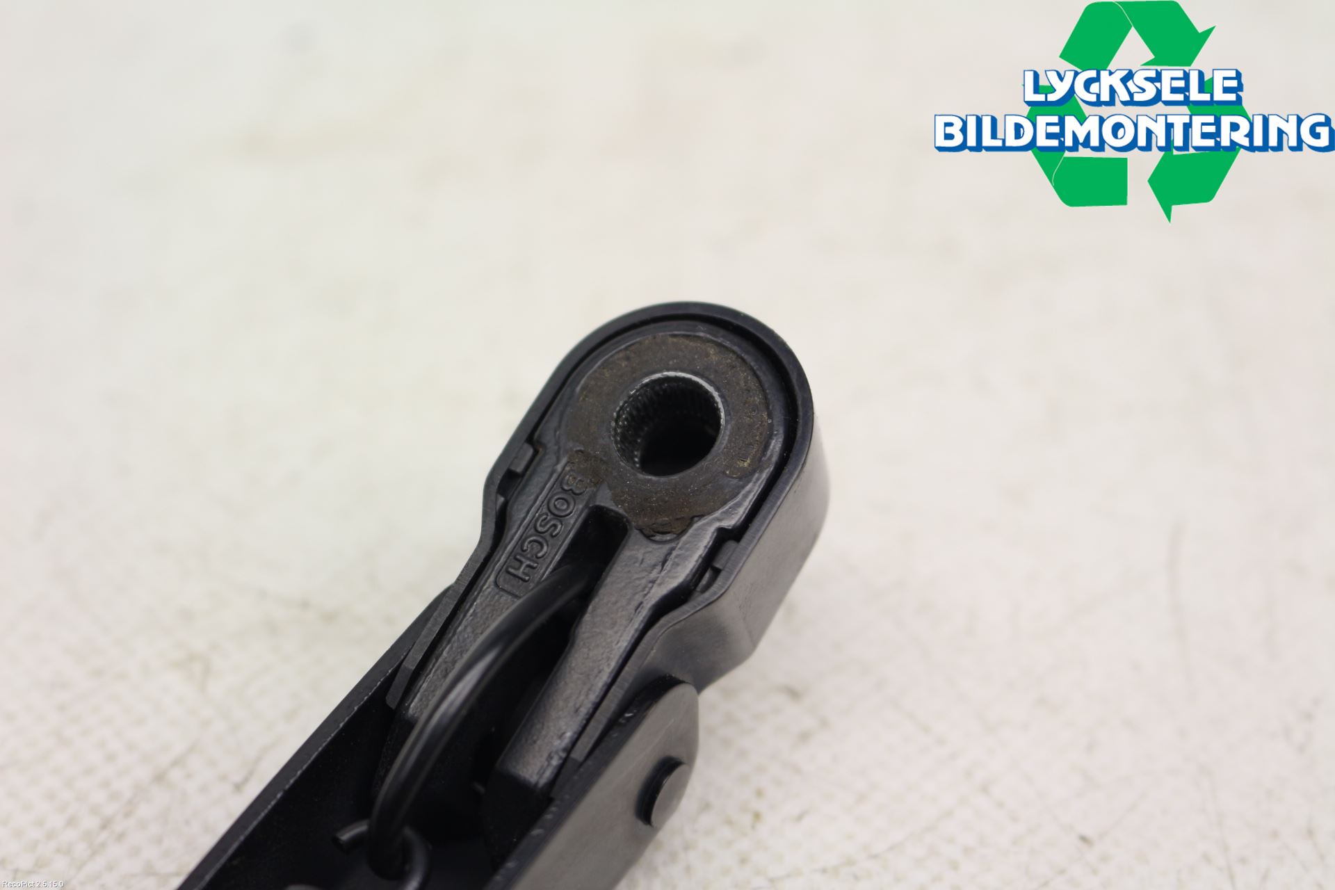 Ford MONDEO 07-15 Torkararm-Bakruta