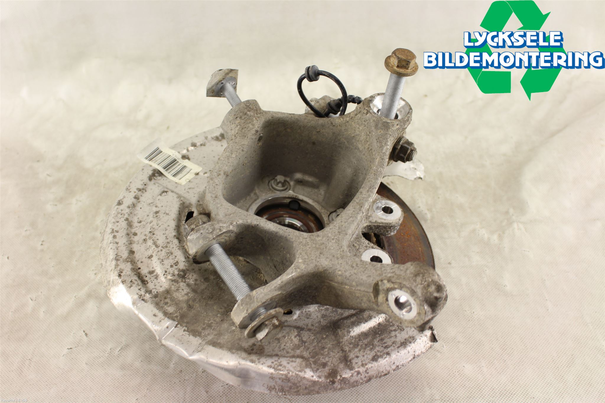 BMW 5 F10/F11/F18 09-17 Hjullagerhus-Spindel Hö B