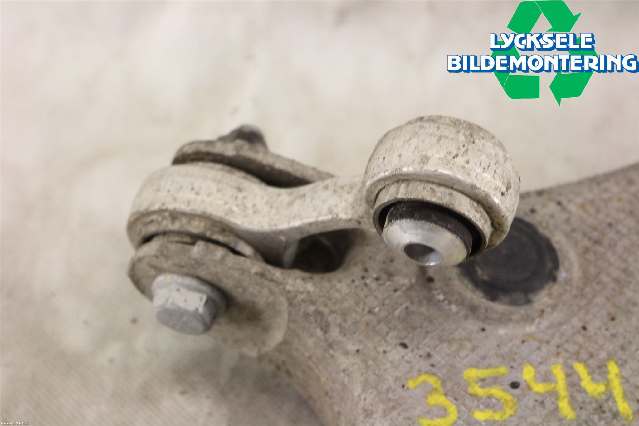 BMW 5 F10/F11/F18 09-17 Bärarm Bak Vänster