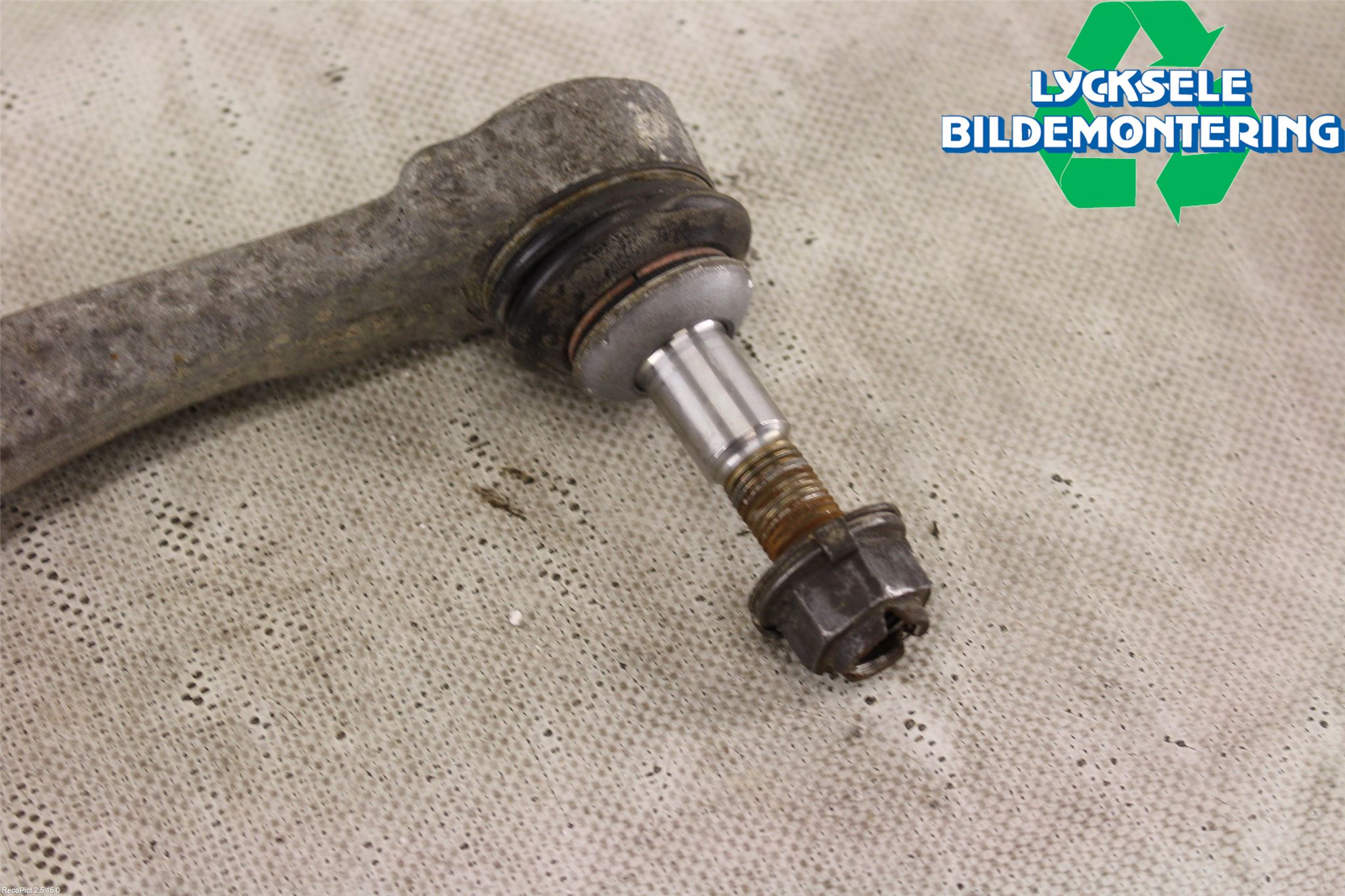 BMW 5 F10/F11/F18 09-17 Bärarm Bak Övre Höger