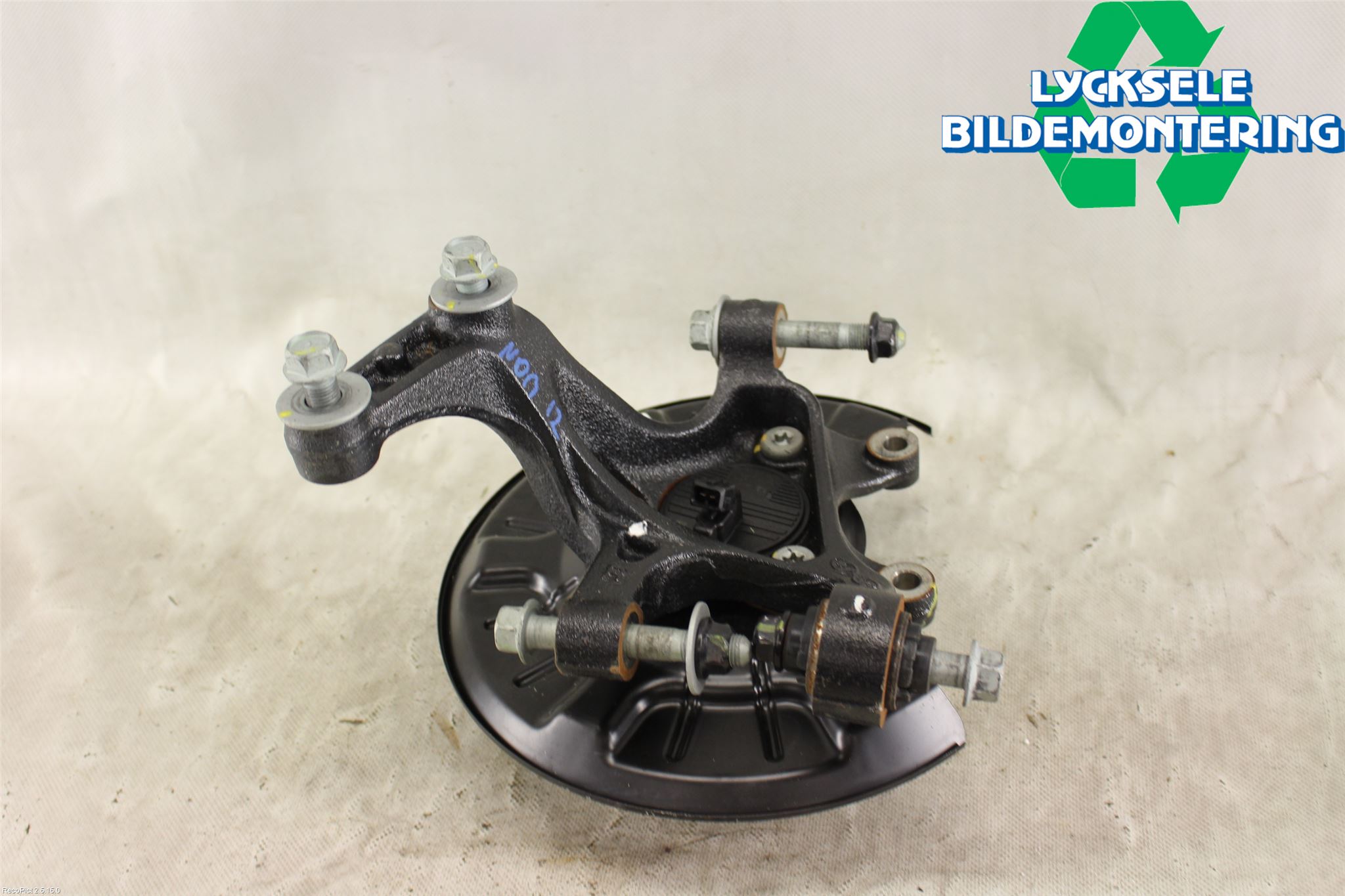 Hyundai i30 PD 17- Hjullagerhus-Spindel Hö B