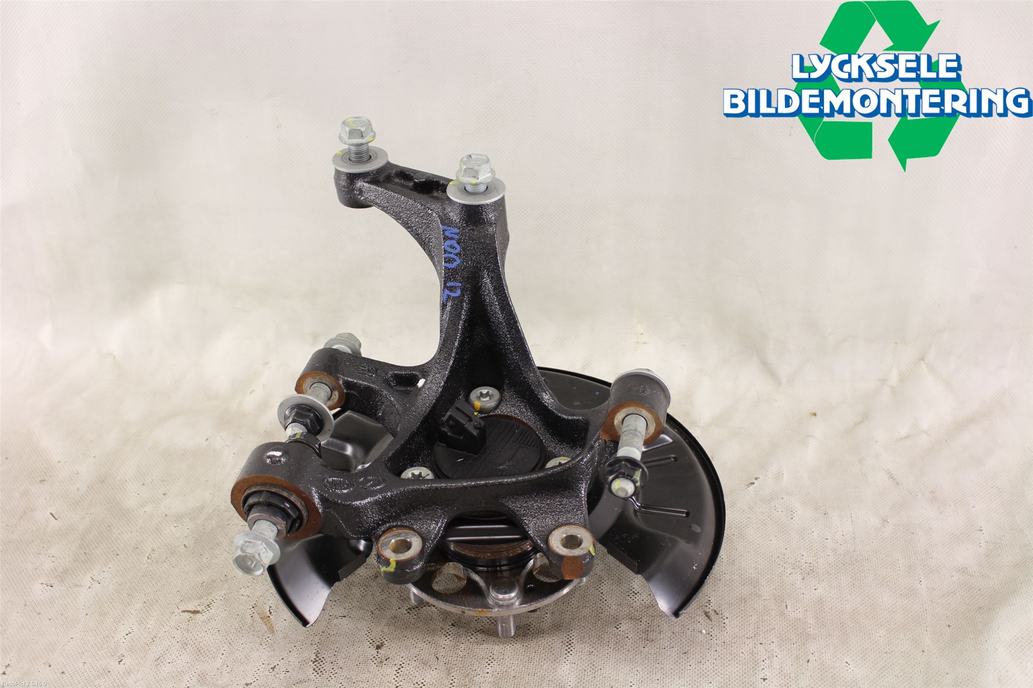 Hyundai i30 PD 17- Hjullagerhus-Spindel Hö B