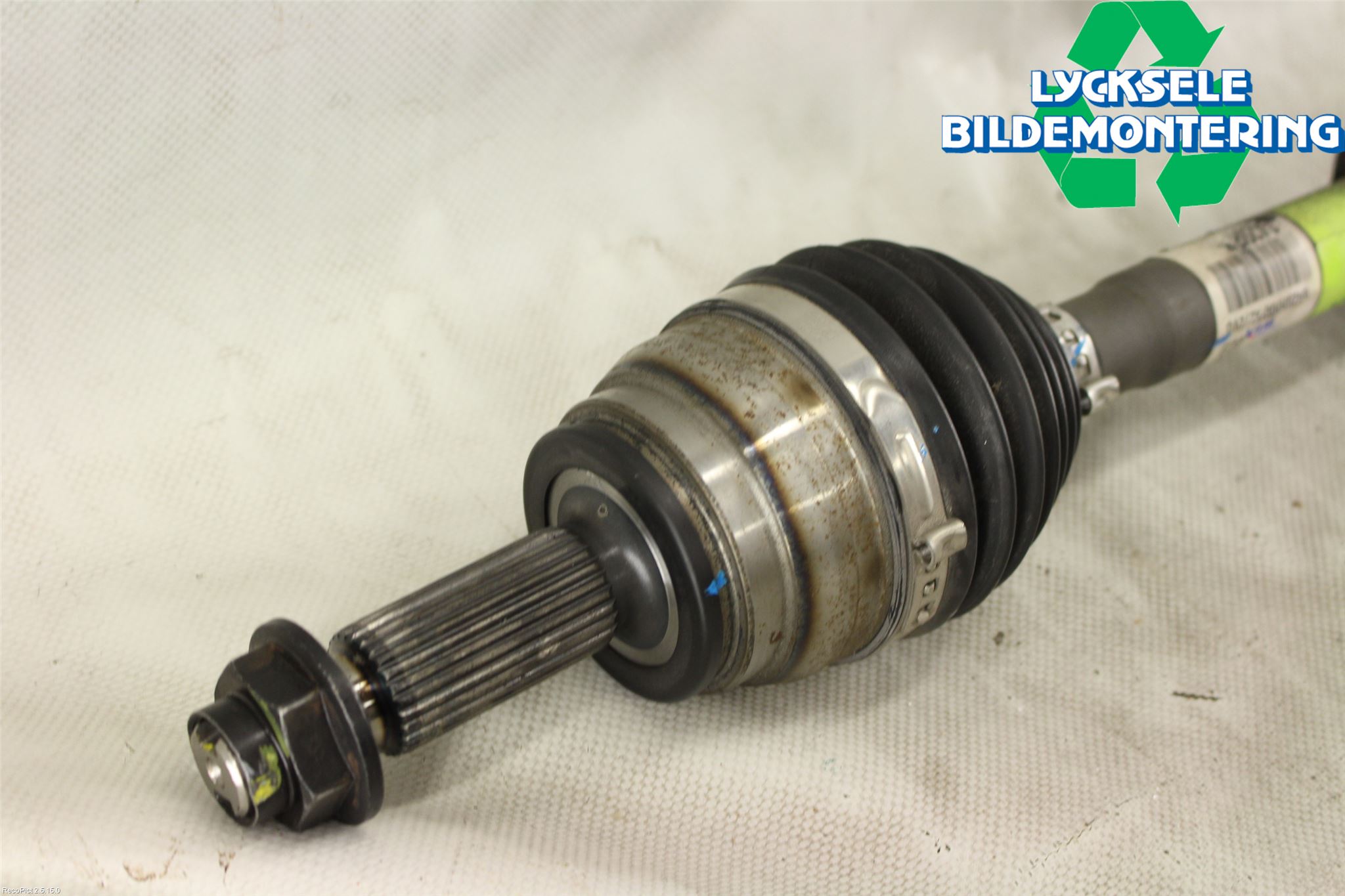 Hyundai i30 PD 17- Drivaxel Fram Höger