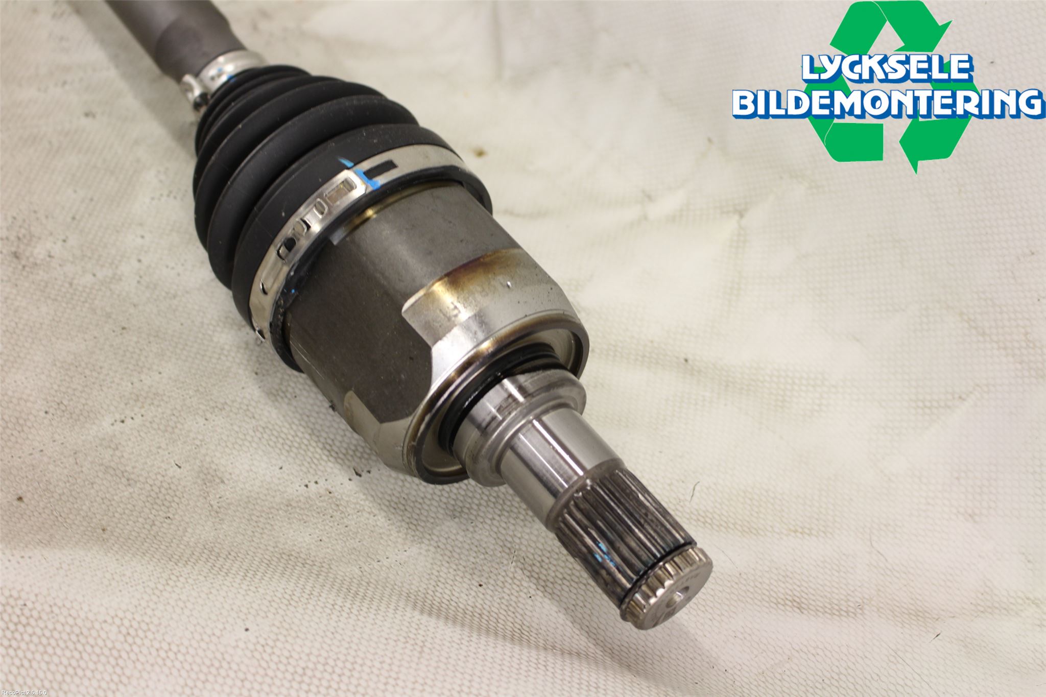 Hyundai i30 PD 17- Drivaxel Fram Höger