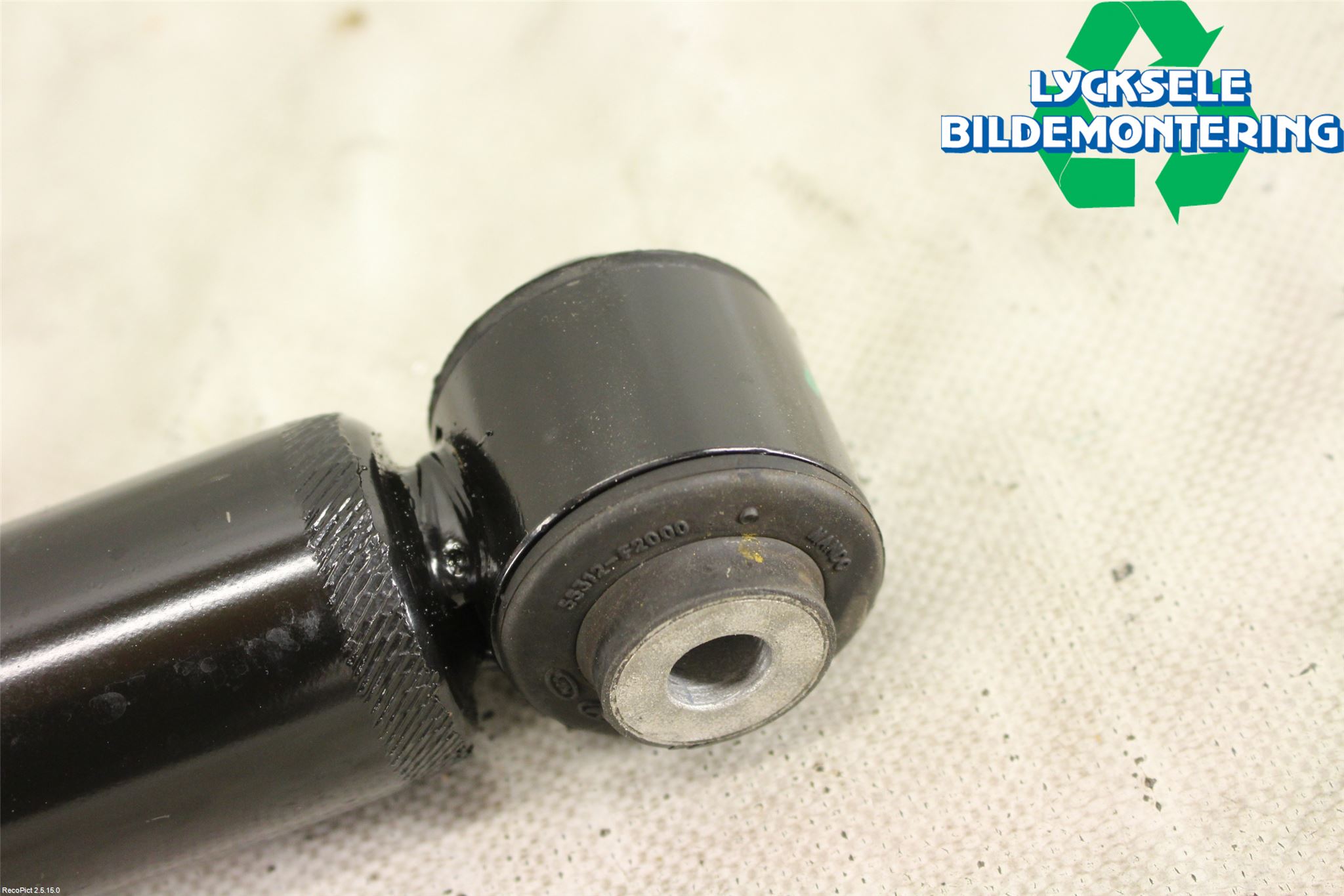 Hyundai i30 PD 17- Stötdämpare Bak