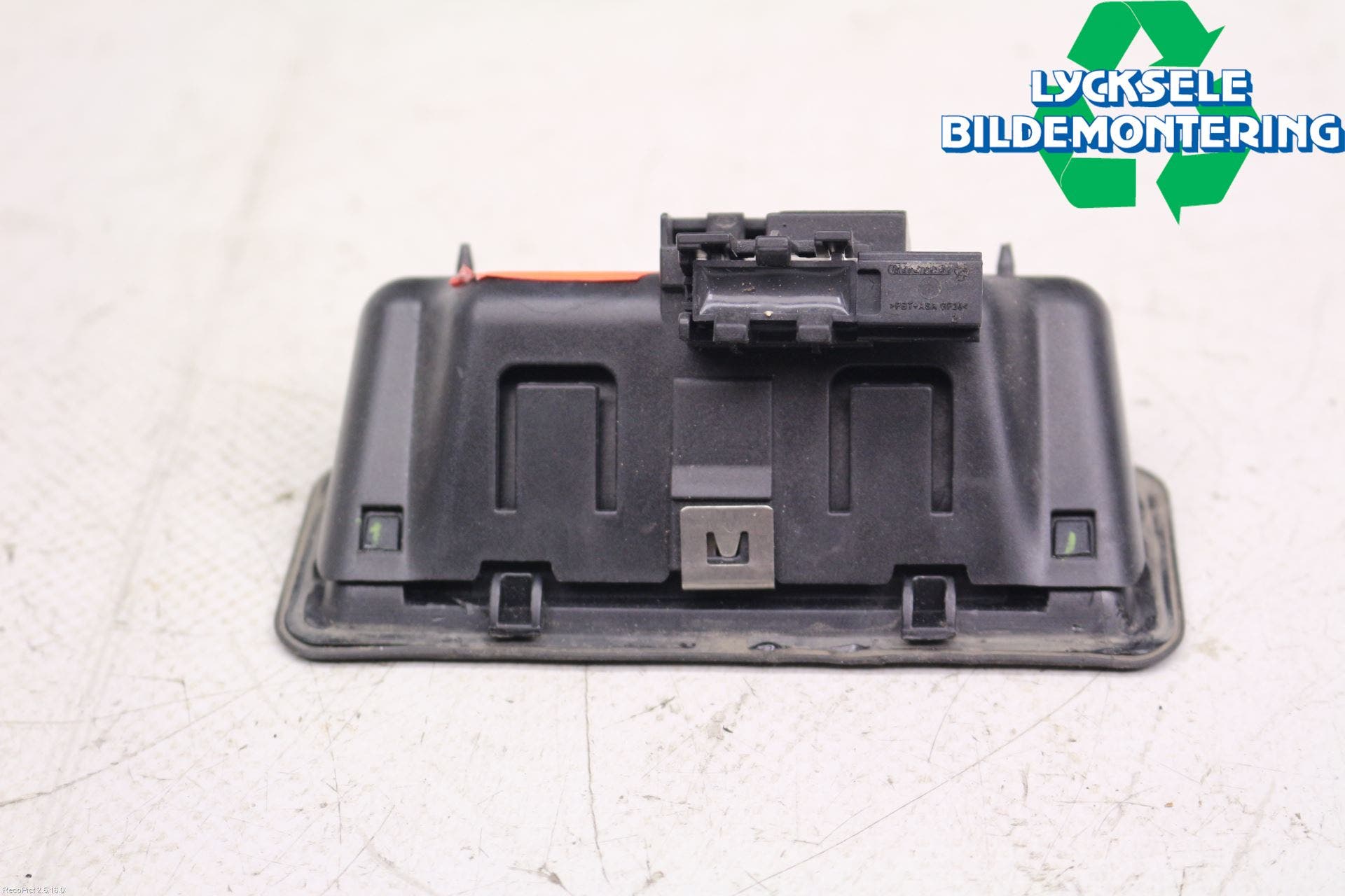 BMW 5 E60/61 Sed/Tou 02-10 Bakluckehandtag