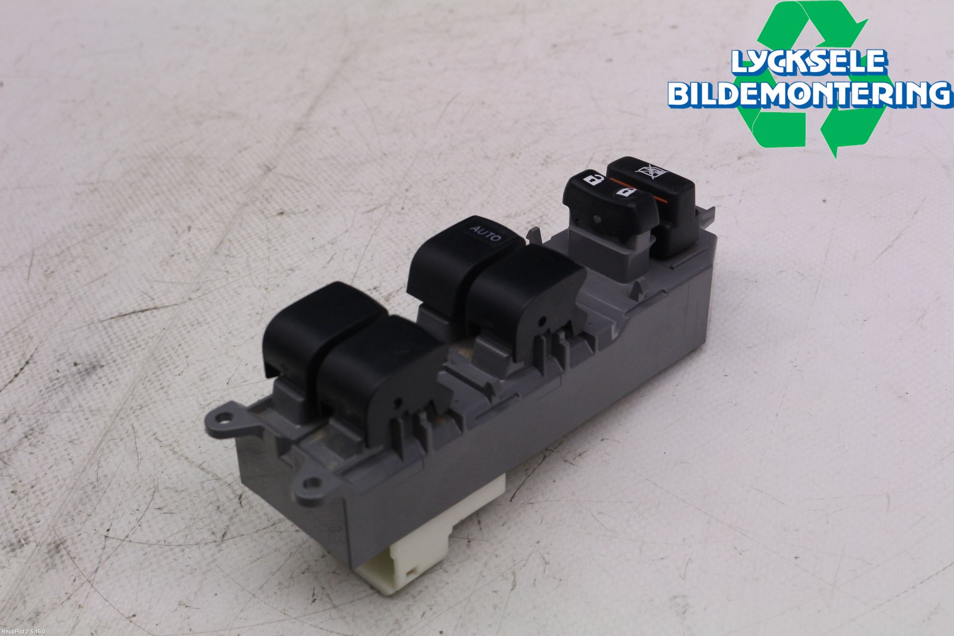 Toyota RAV4 13-18 Strömställare Elhiss