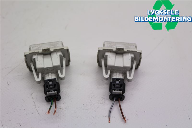 Mercedes-Benz MB S-KLASS (W221) 05-13 Skylt Belysning