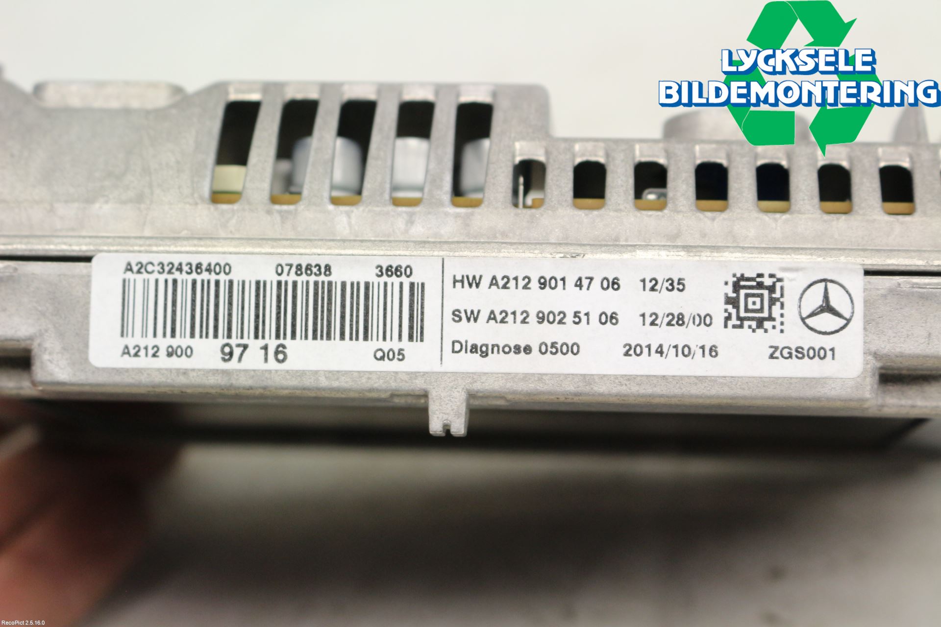 Mercedes-Benz MB E-KLASS (W212) 09-16 Multifunktionsdisplay