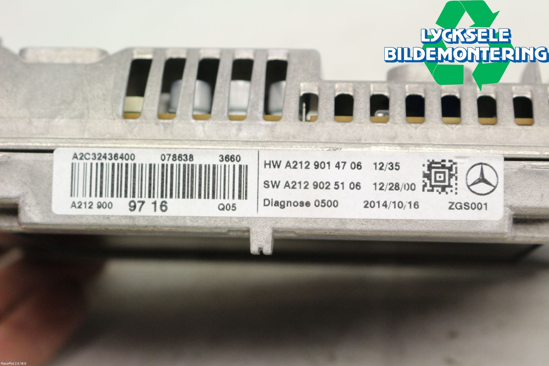 Mercedes-Benz MB E-KLASS (W212) 09-16 Multifunktionsdisplay