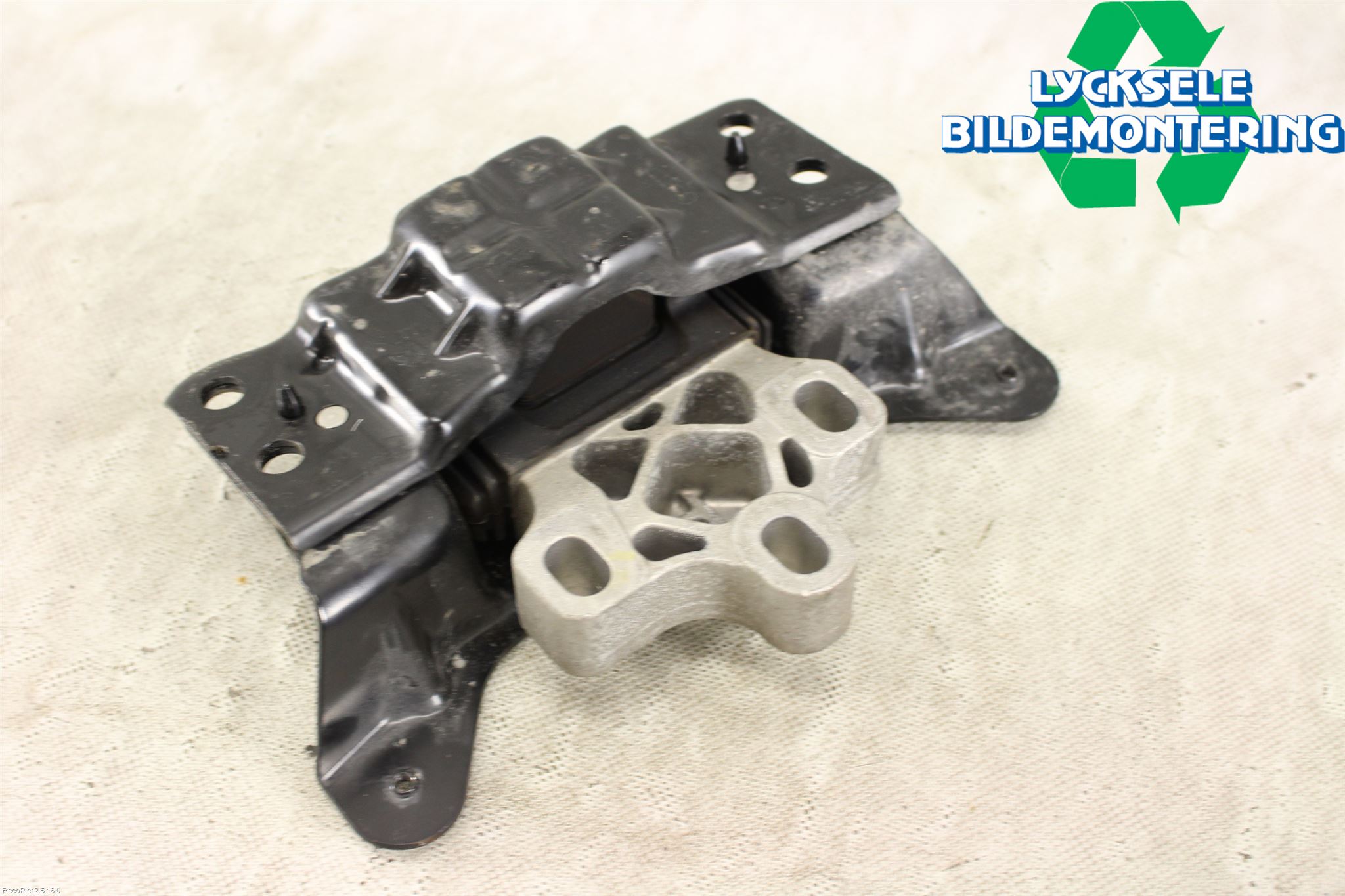 Volkswagen VW GOLF / E-GOLF VII 13-20 Växellådskudde