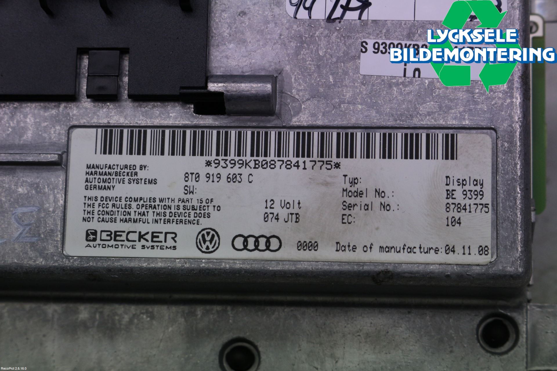 Audi A4/S4 08-11 Bildskärm