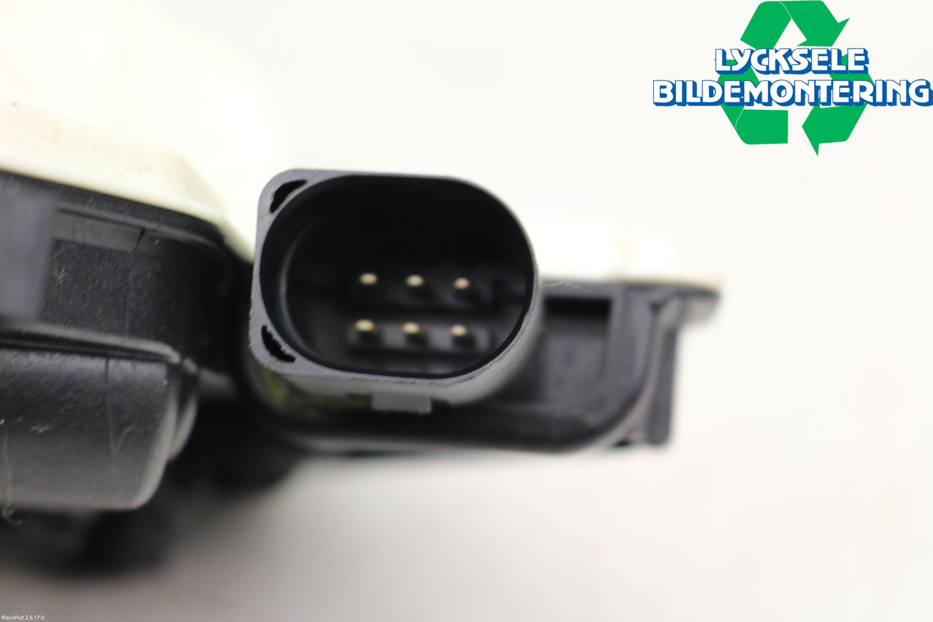 Skoda SUPERB 09-15 Låskista-Dörrlås