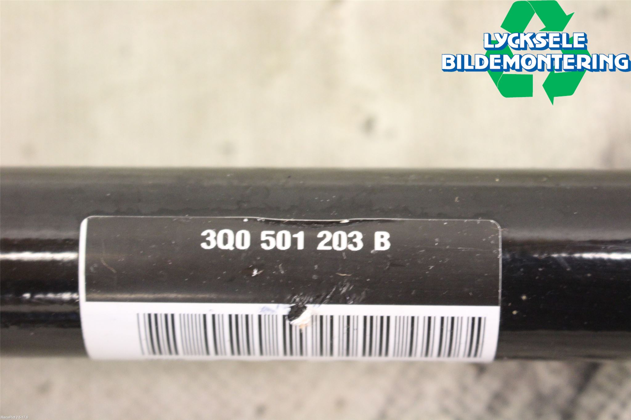 Volkswagen VW TIGUAN 16-24 Drivaxel Bak Vänster