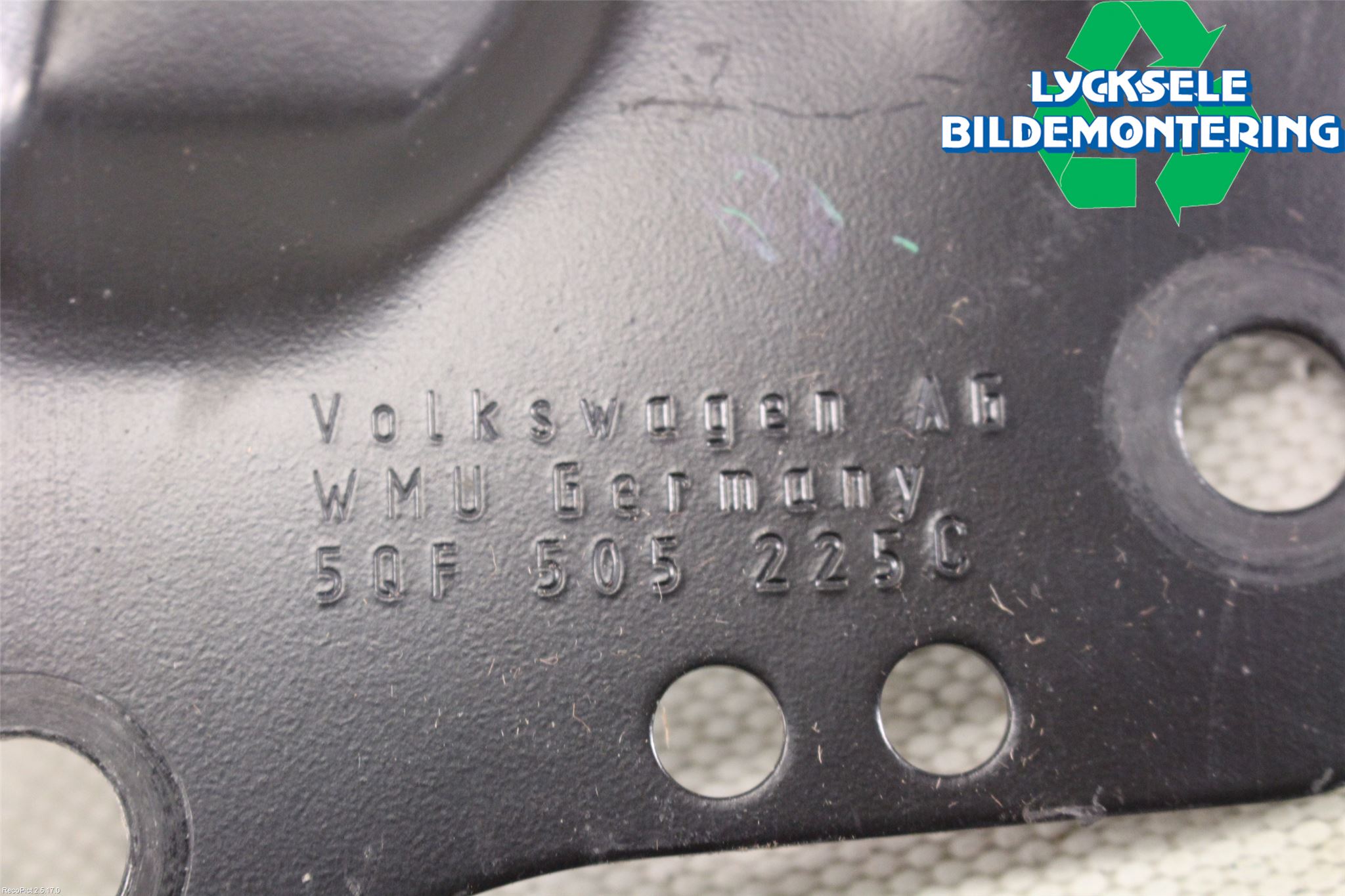 Volkswagen VW TIGUAN 16-24 Bärarm Bak Vänster