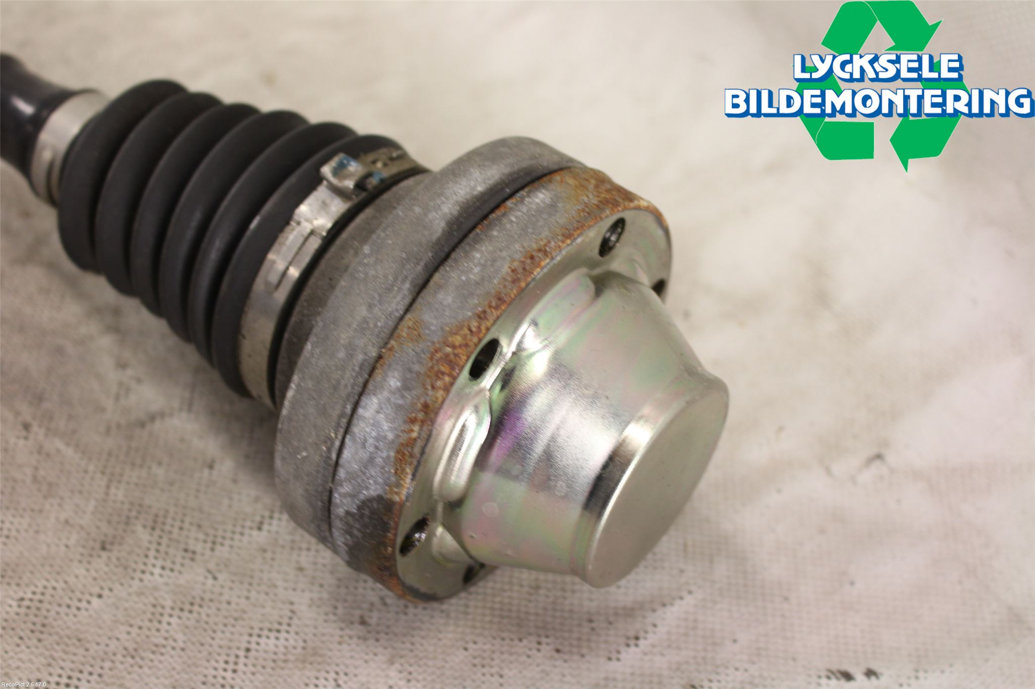 Audi Q7/SQ7 Drivaxel Fram Höger