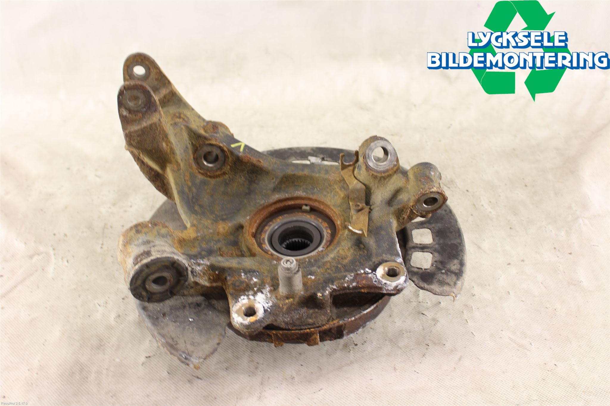 Audi Q7/SQ7 Hjullagerhus-Spindel Vä B