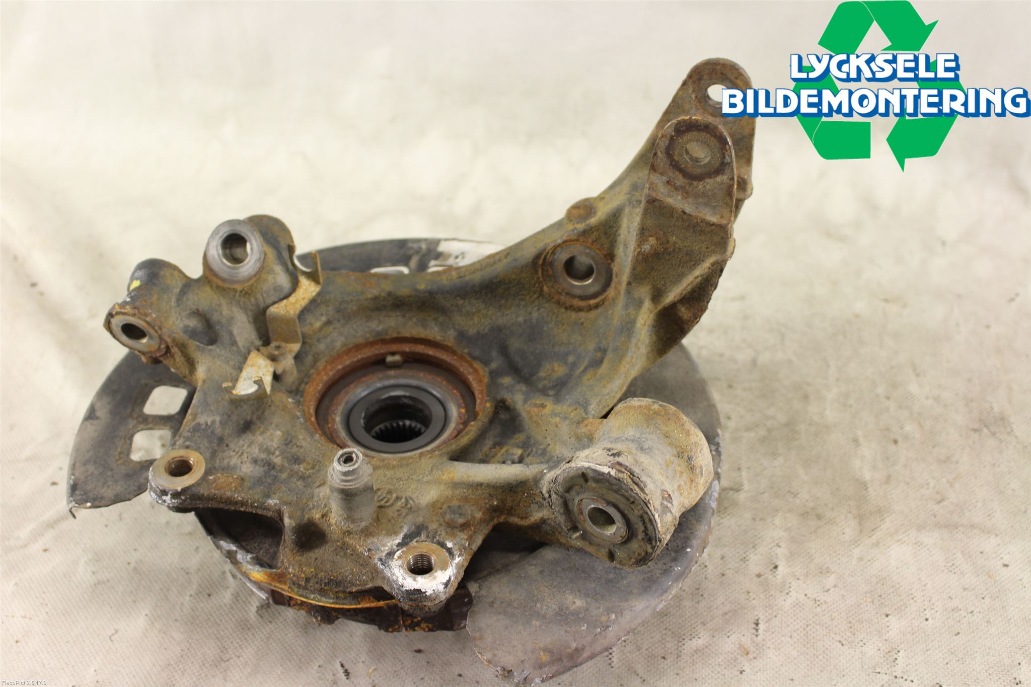 Audi Q7/SQ7 Hjullagerhus-Spindel Hö B