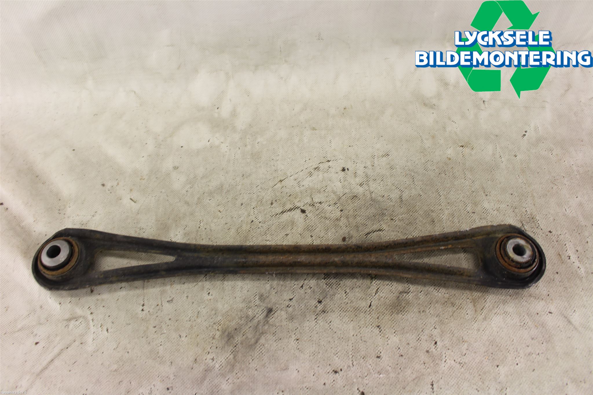 Audi Q7/SQ7 Bärarm Bak Vänster