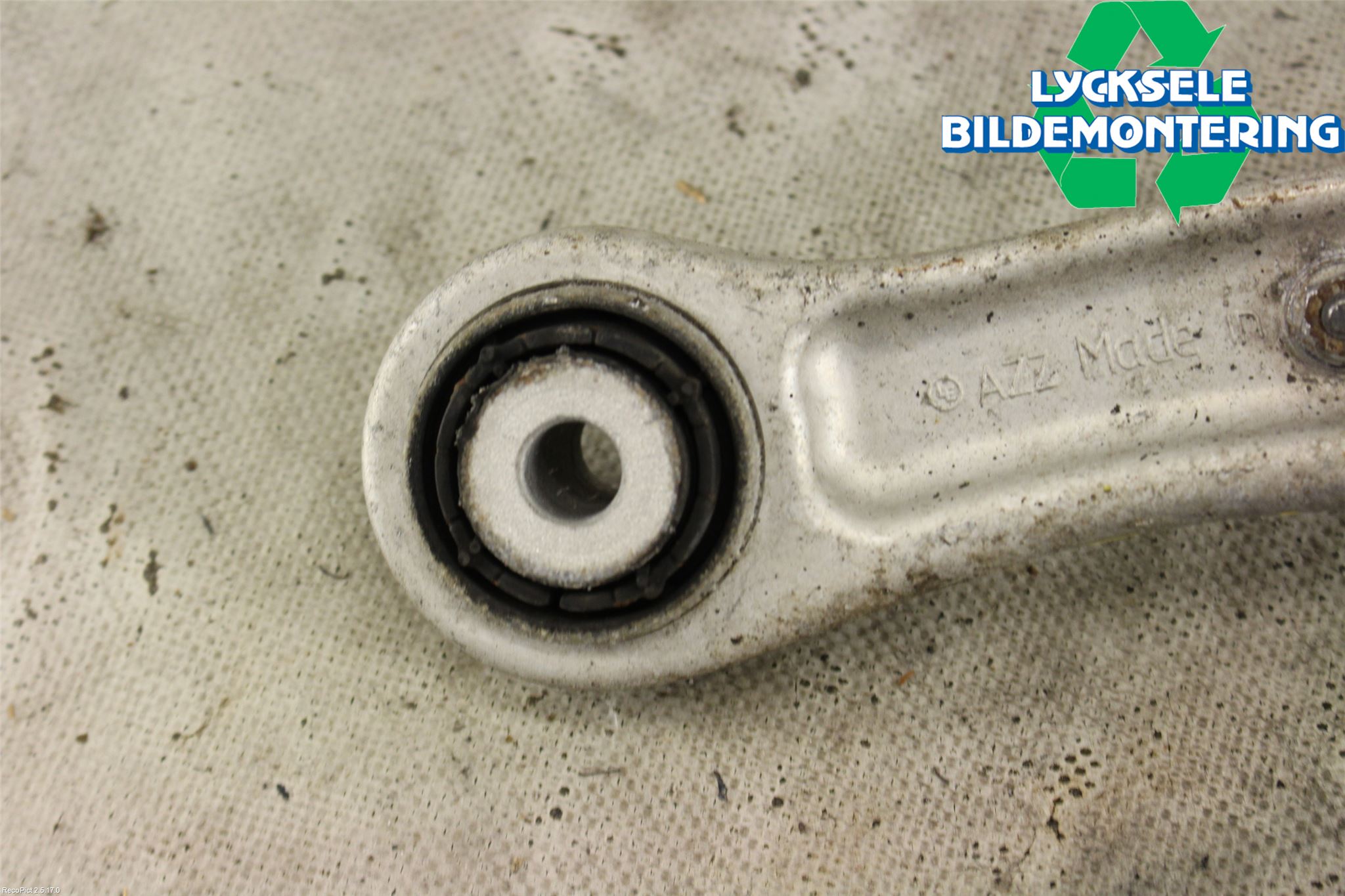 Audi Q7/SQ7 Bärarm Bak Övre Vänster