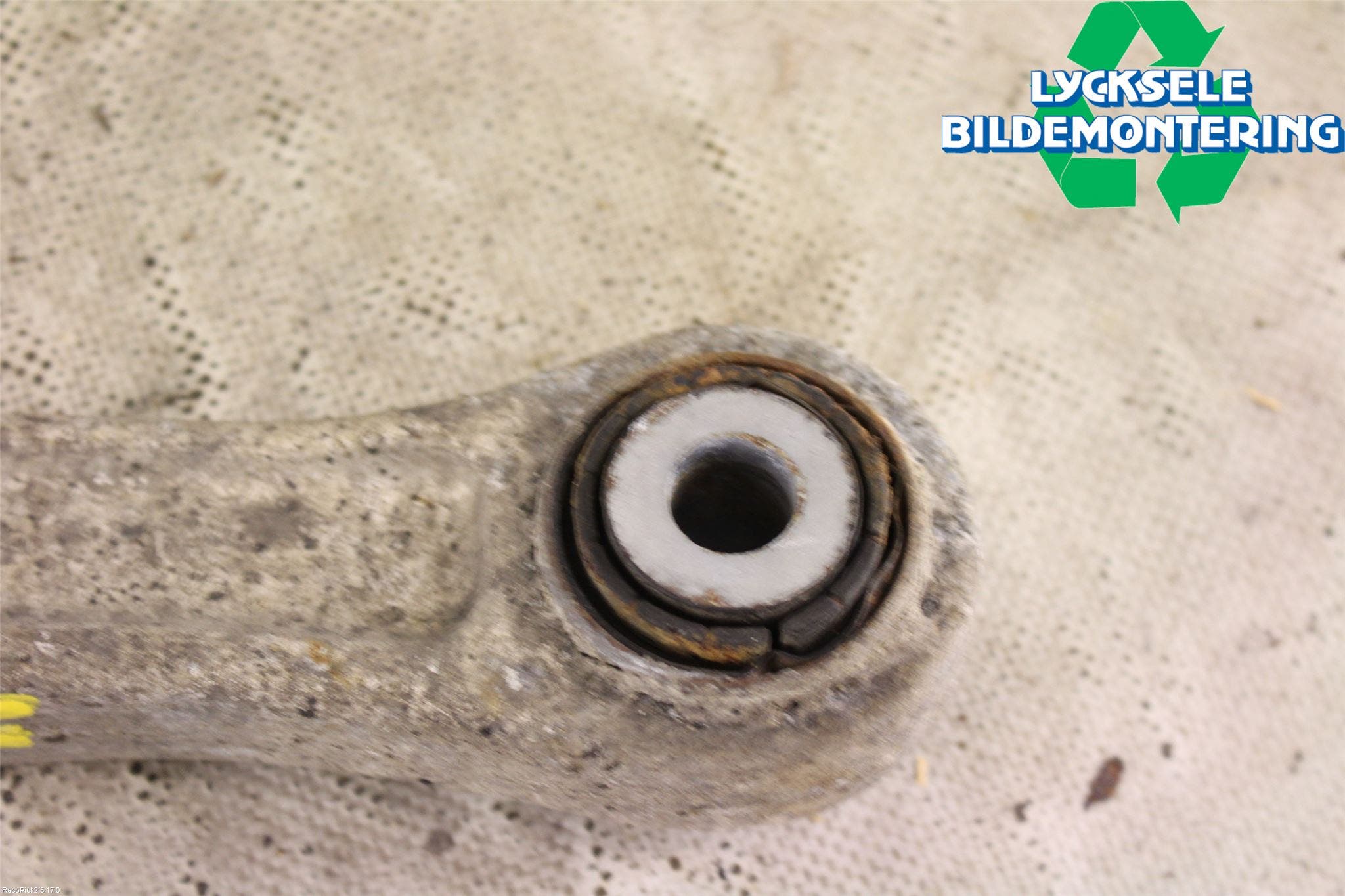 Audi Q7/SQ7 Bärarm Bak Övre Höger