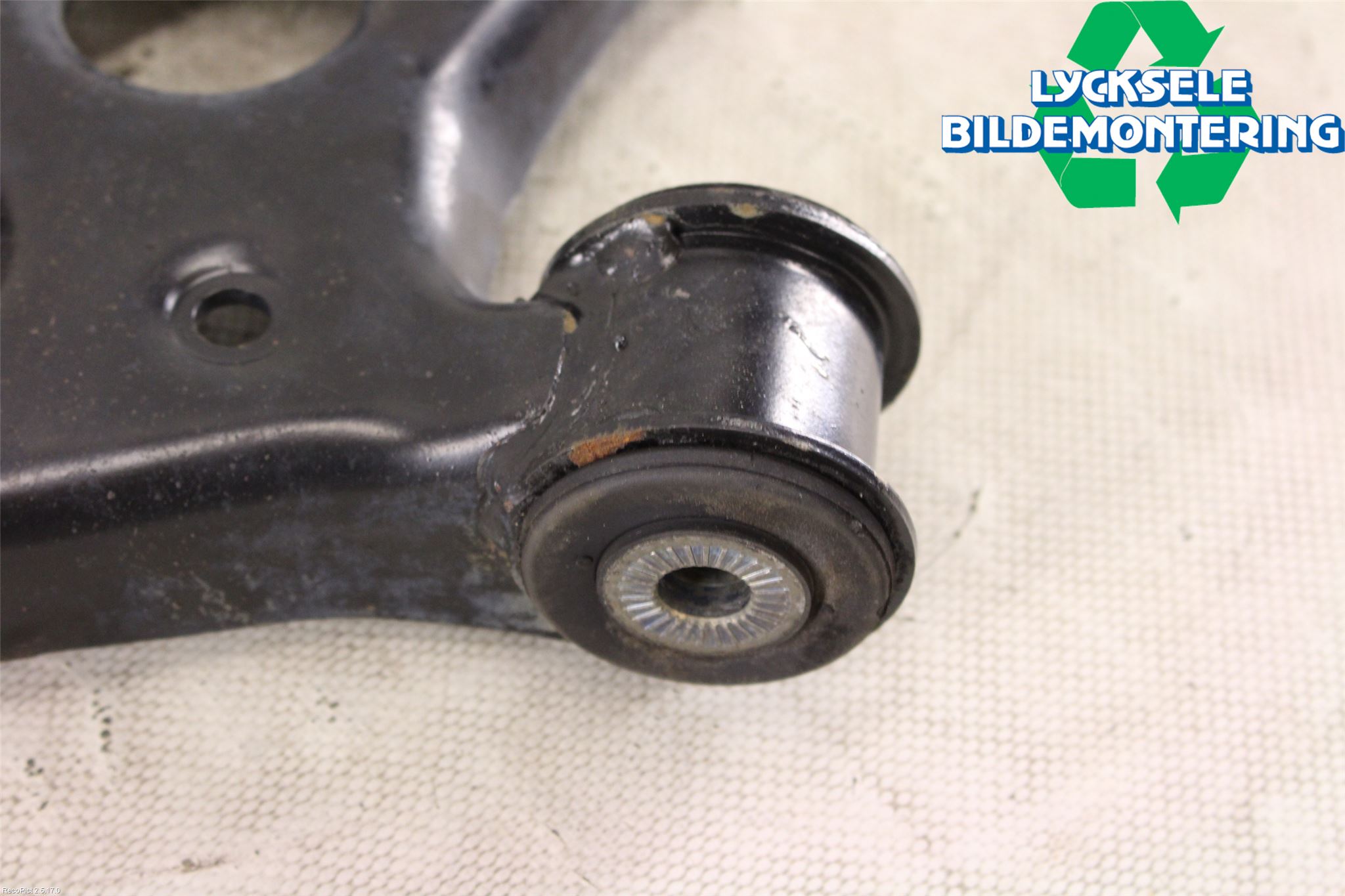 Audi A3/S3 8V 13-20 Bärarm Fram Undre Hö