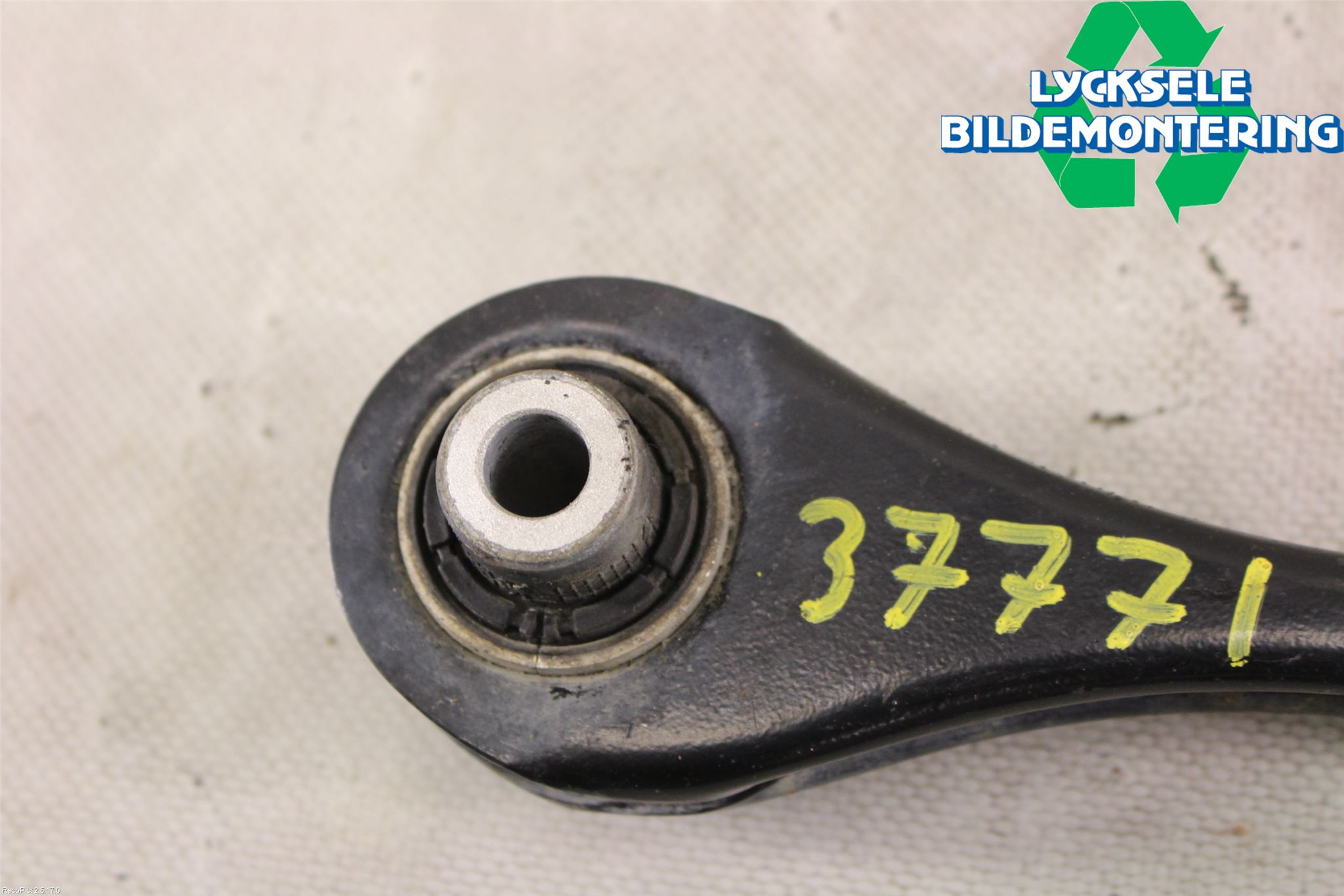 Audi A3/S3 8V 13-20 Bärarm Bak Höger