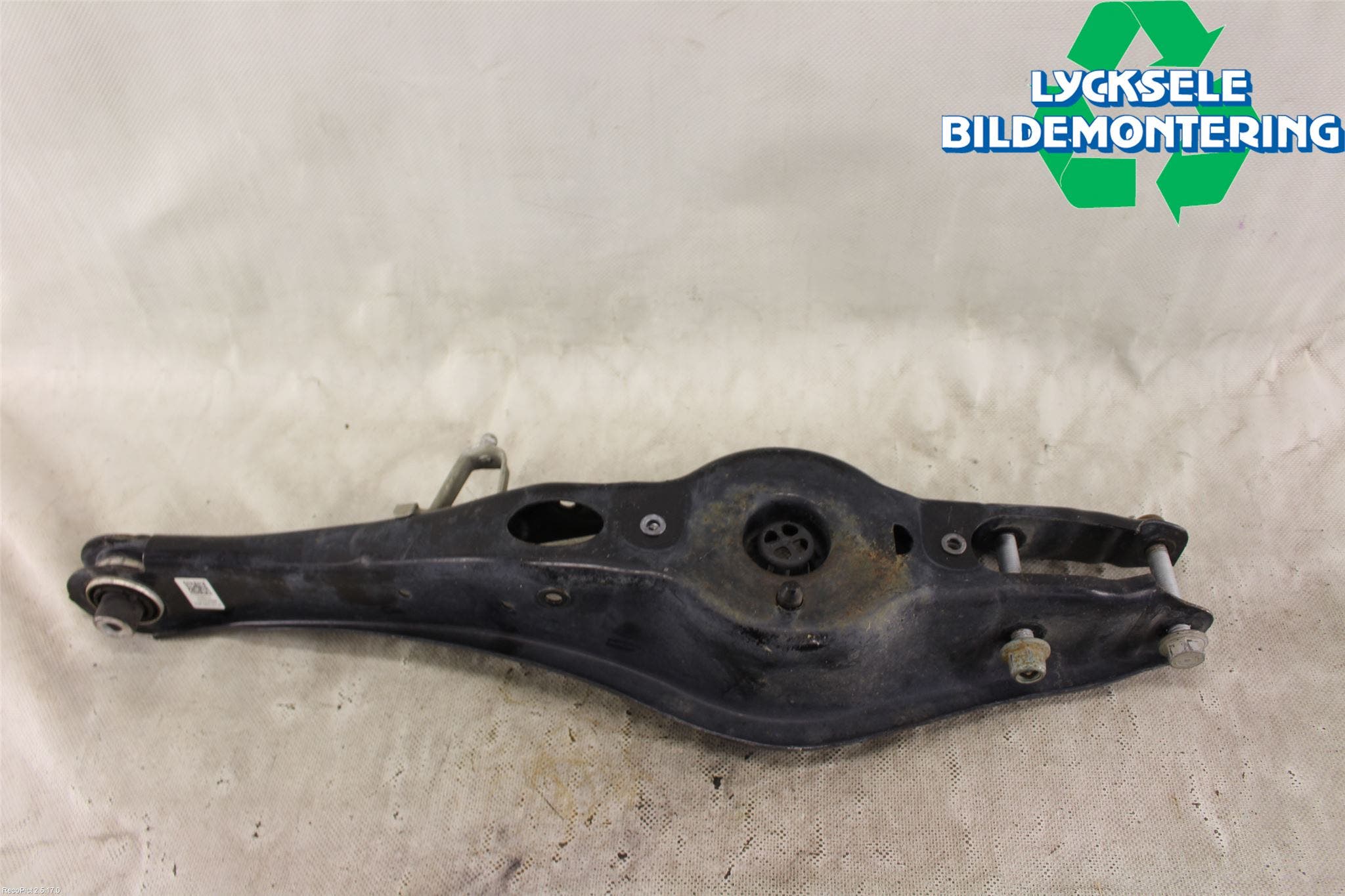 Audi A3/S3 8V 13-20 Bärarm Bak Vänster