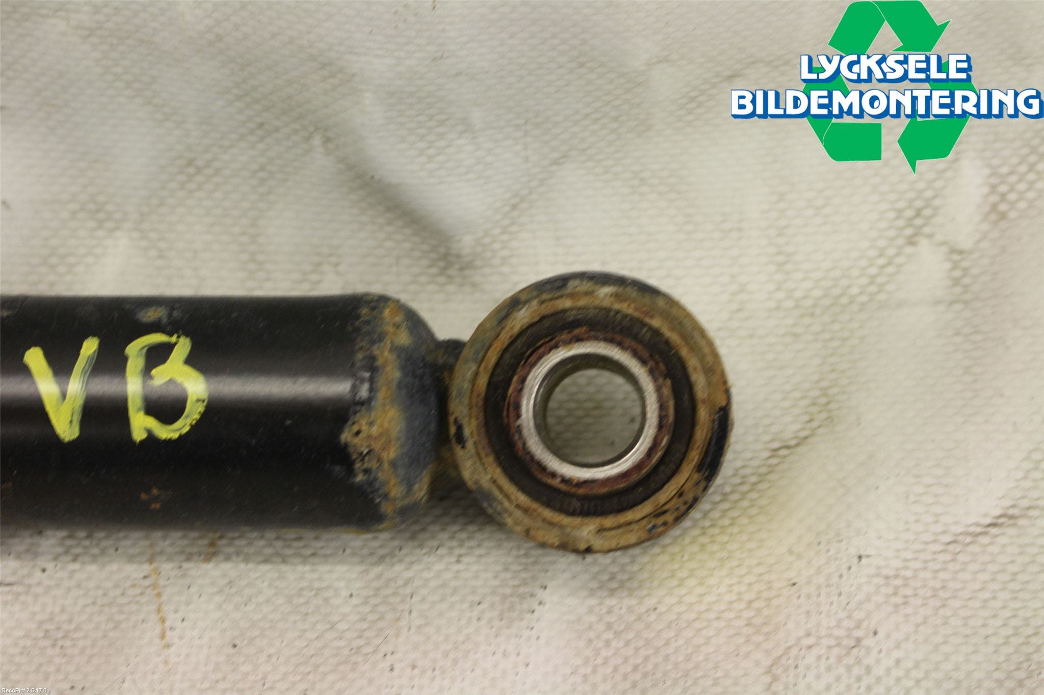 Suzuki SX4 S-CROSS 14-21 Stötdämpare Bak