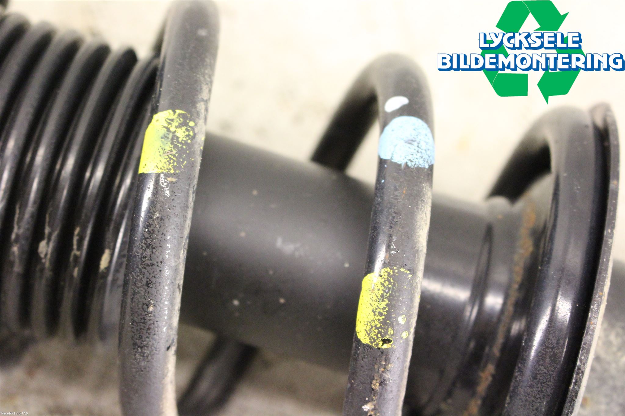 Subaru OUTBACK 15-20 Fjäderben Bak Höger