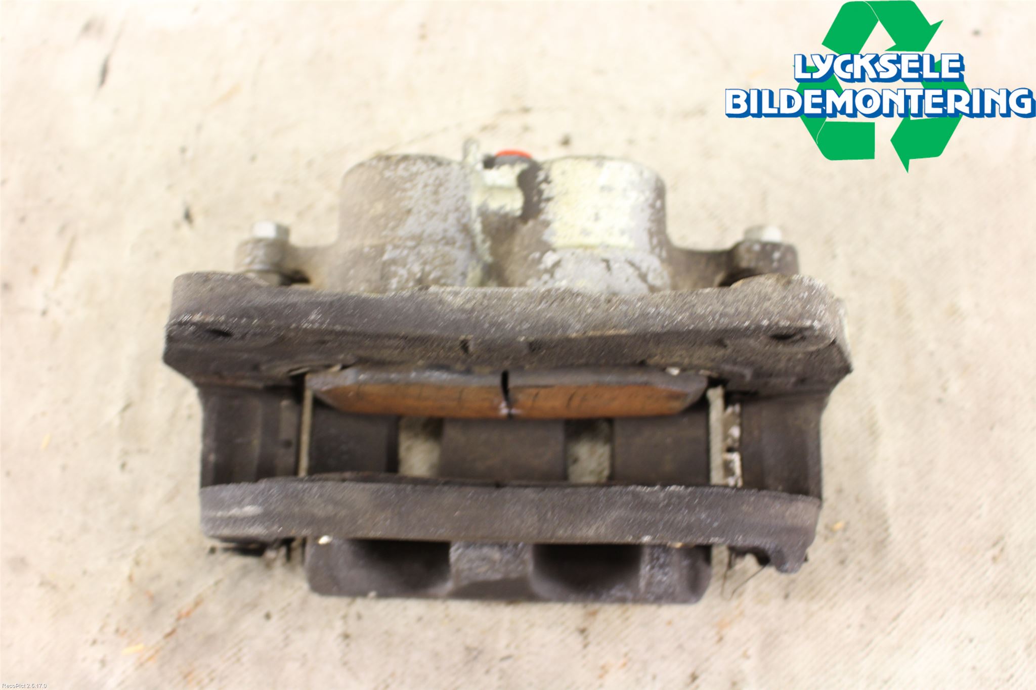 Subaru OUTBACK 15-20 Bromsok Fram Höger