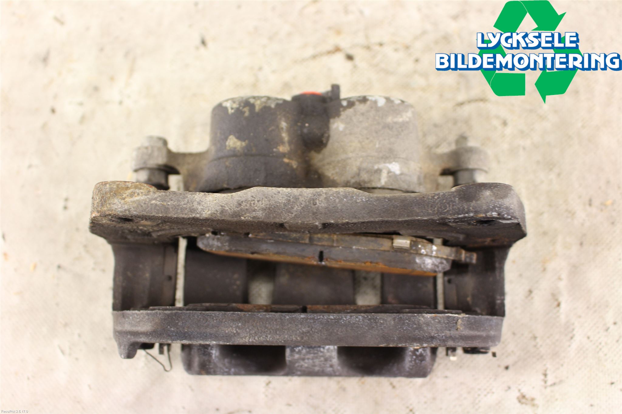 Subaru OUTBACK 15-20 Bromsok Fram Vänster