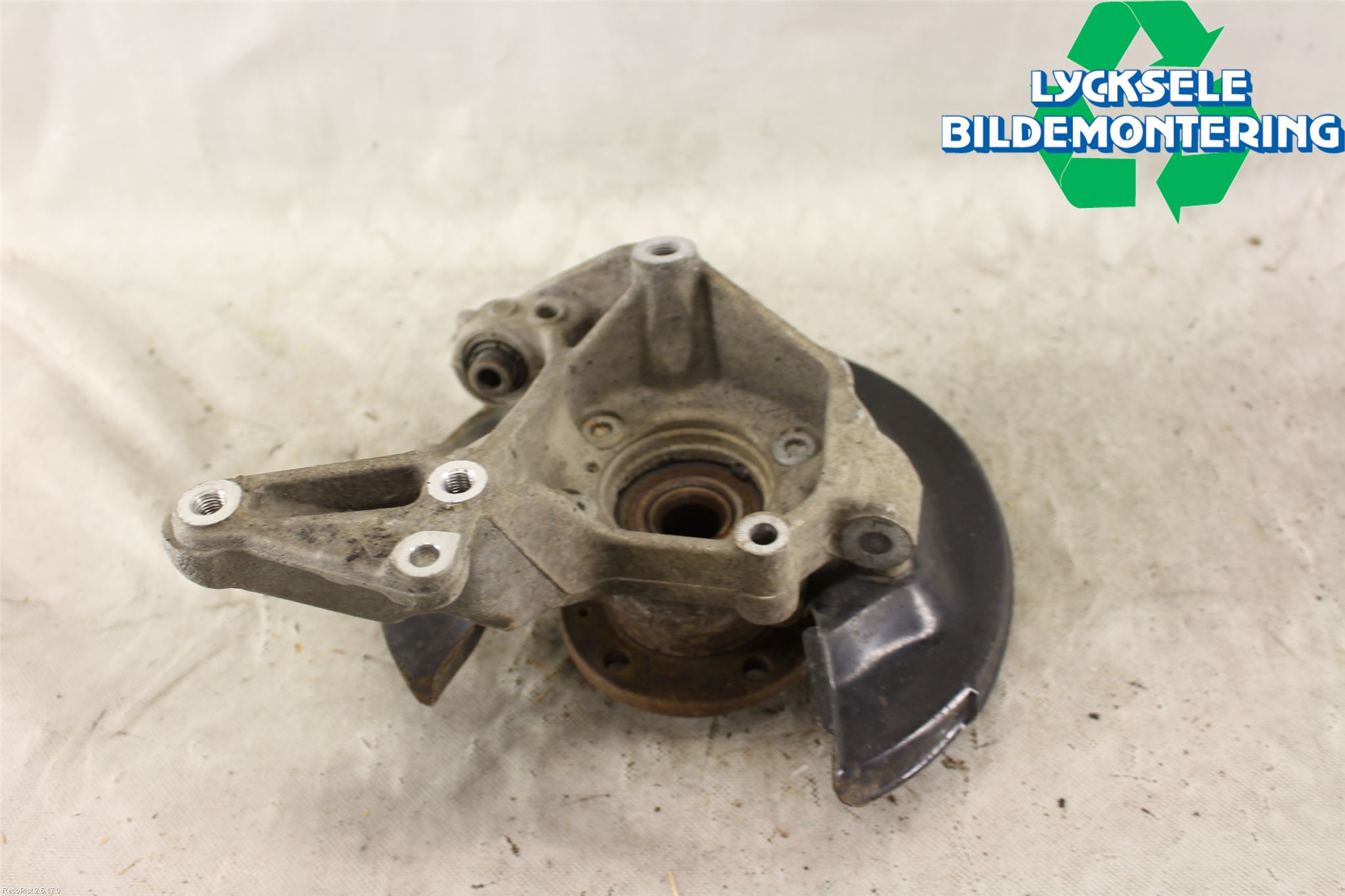 Skoda OCTAVIA (1Z) 05-13 Hjullagerhus-Spindel Vä B