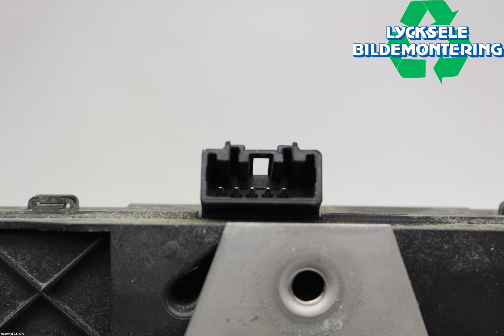 Ford GALAXY 06-15 Låskista Baklucka