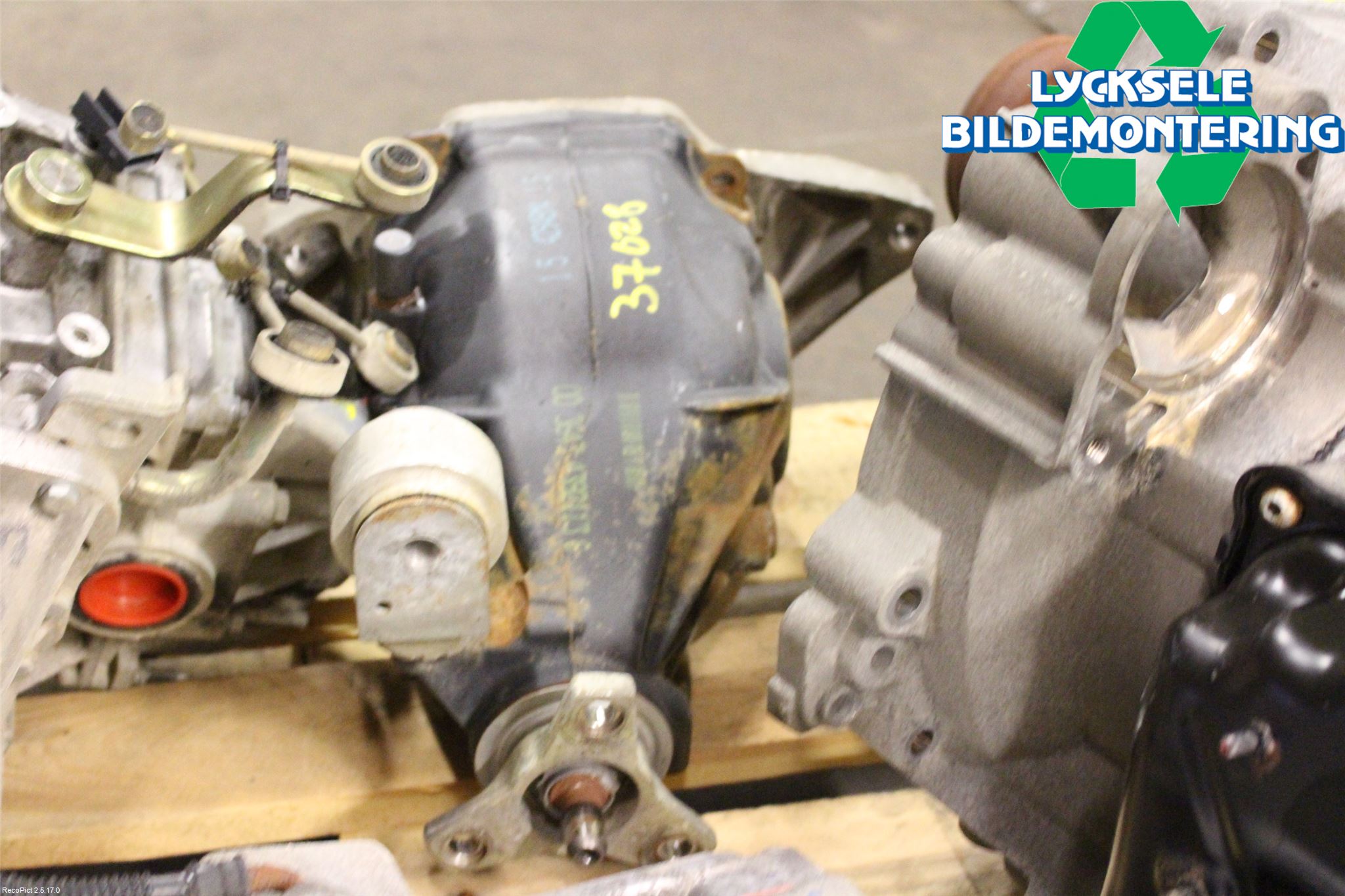 Mercedes-Benz MB E-KLASS (W212) 09-16 Bakväxel-Diff